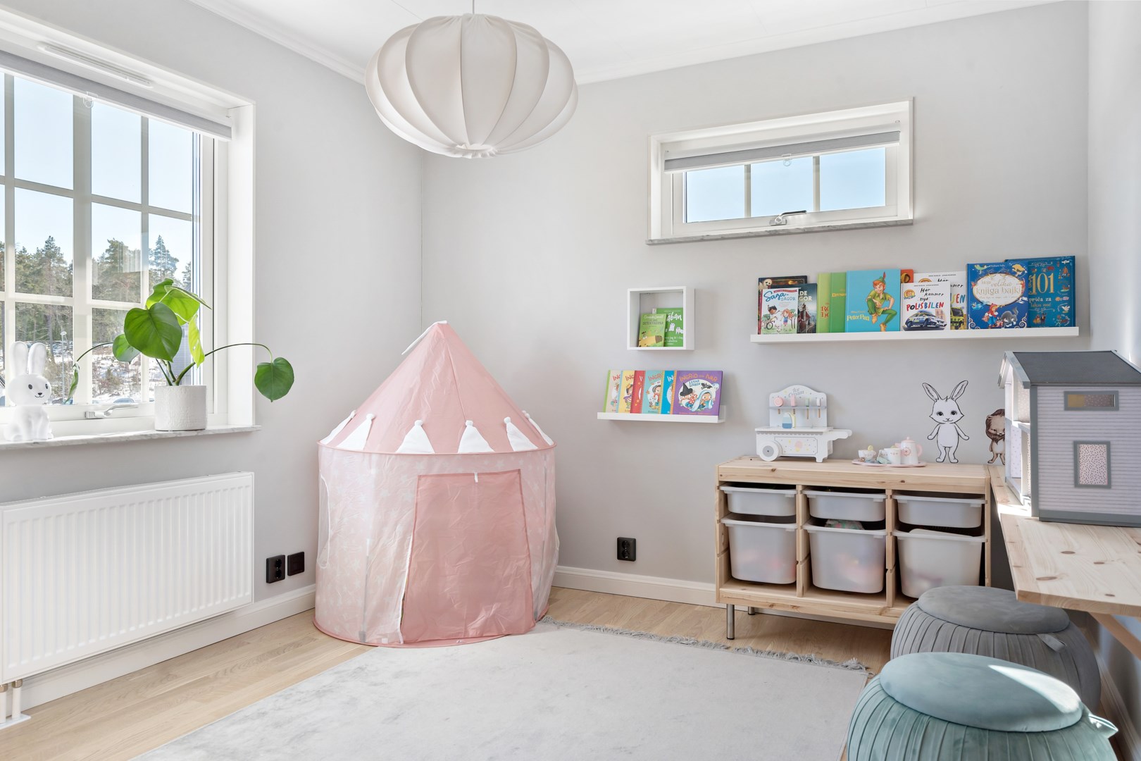 Bostadsbild från Ryttartorpsvägen 10, Såld i Lindbacken, Uppsala