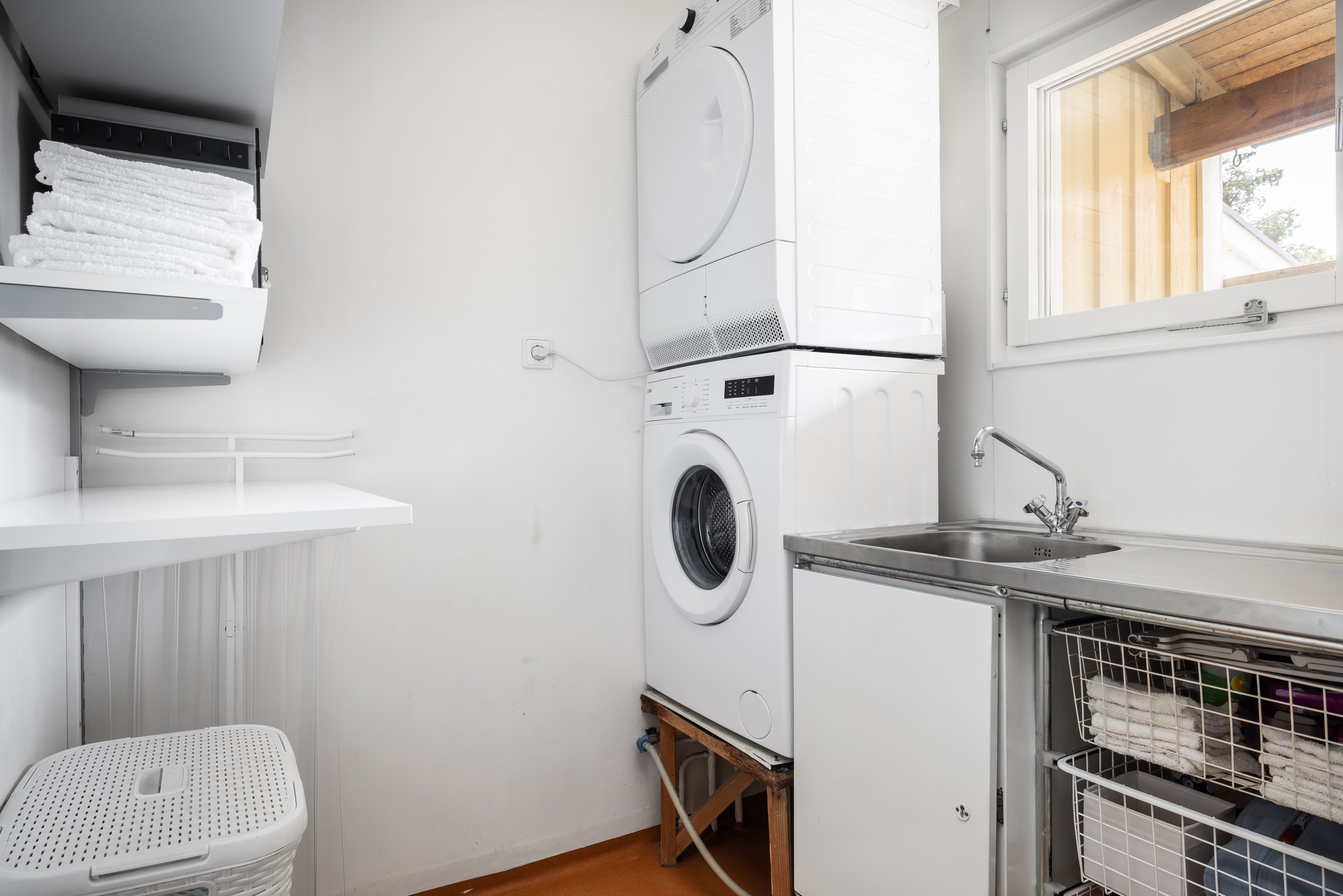 Bostadsbild från Norrholmsvägen 30, Såld i Östra Orminge, Nacka