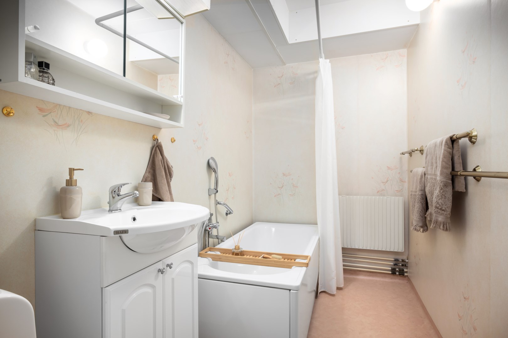 Bostadsbild från Norrholmsvägen 30, Såld i Östra Orminge, Nacka