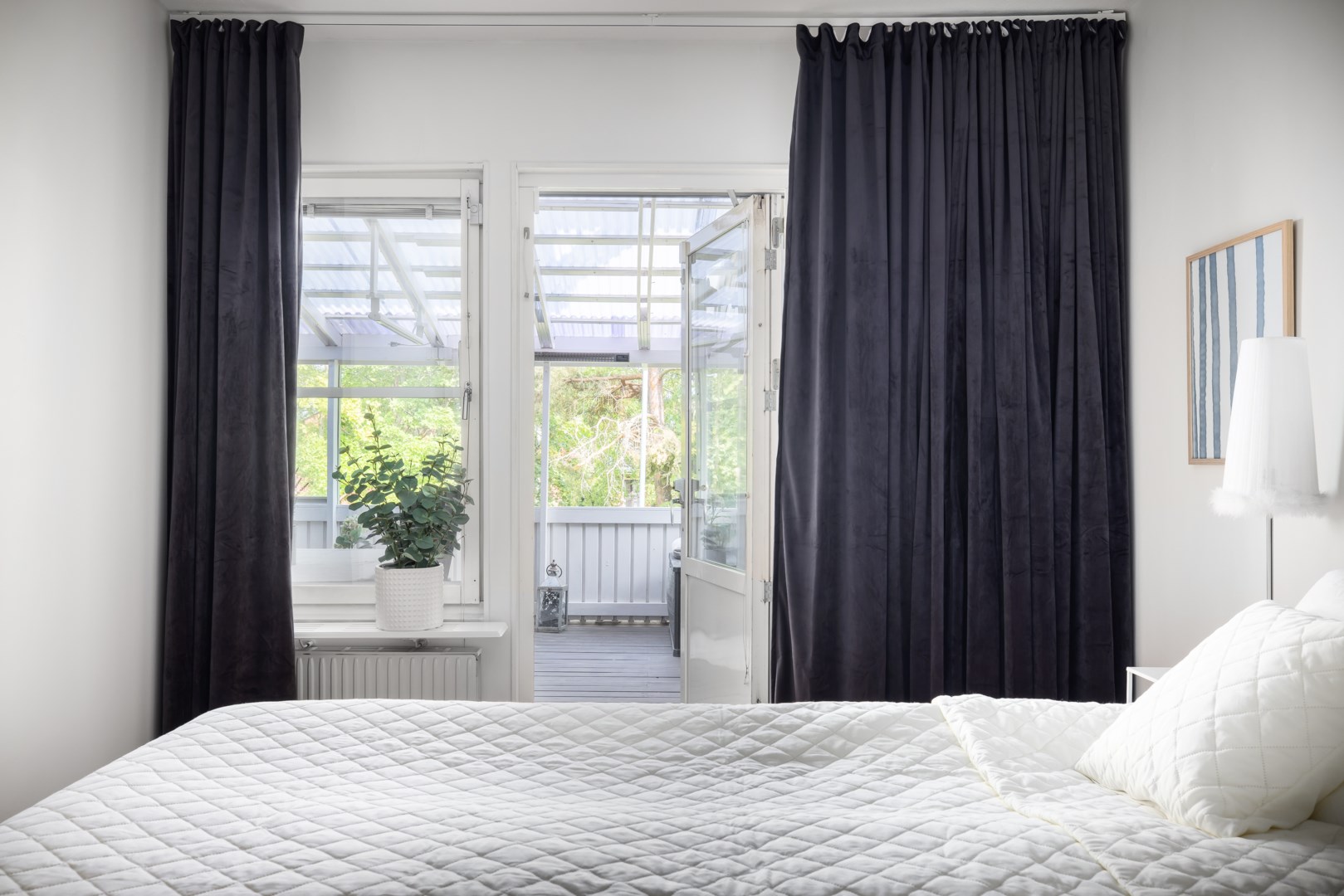 Bostadsbild från Norrholmsvägen 30, Såld i Östra Orminge, Nacka