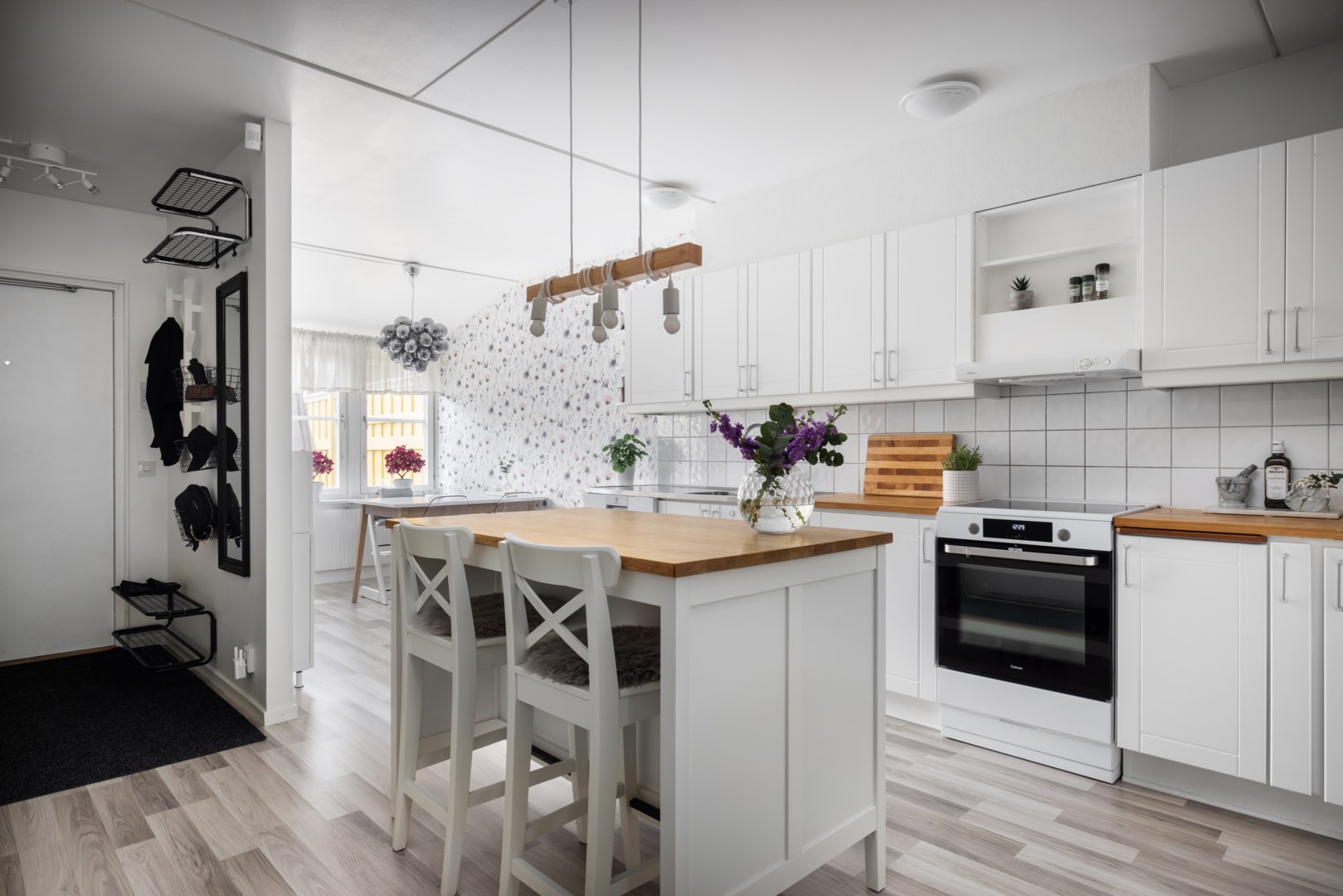 Bostadsbild från Norrholmsvägen 30, Såld i Östra Orminge, Nacka