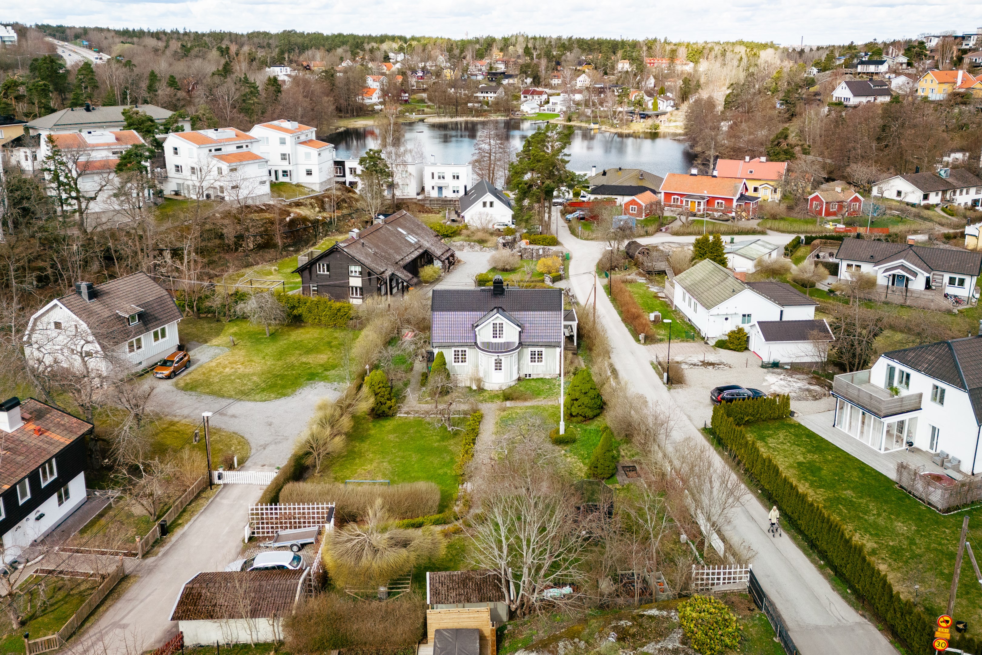 Bostadsbild från Smedvägen 3, Såld i Skuru, Nacka