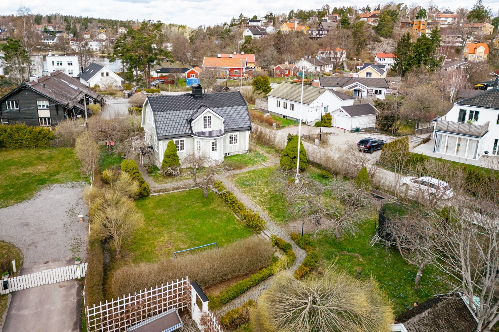 Bostadsbild från Smedvägen 3, Såld i Skuru, Nacka