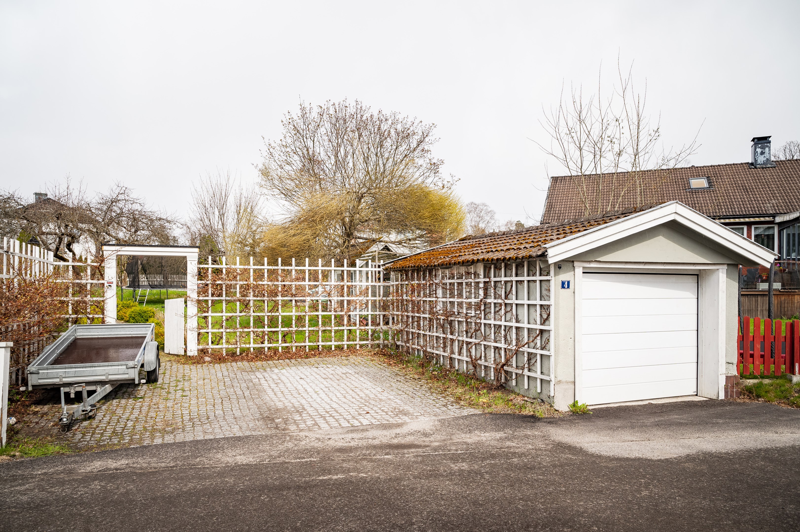 Bostadsbild från Smedvägen 3, Såld i Skuru, Nacka