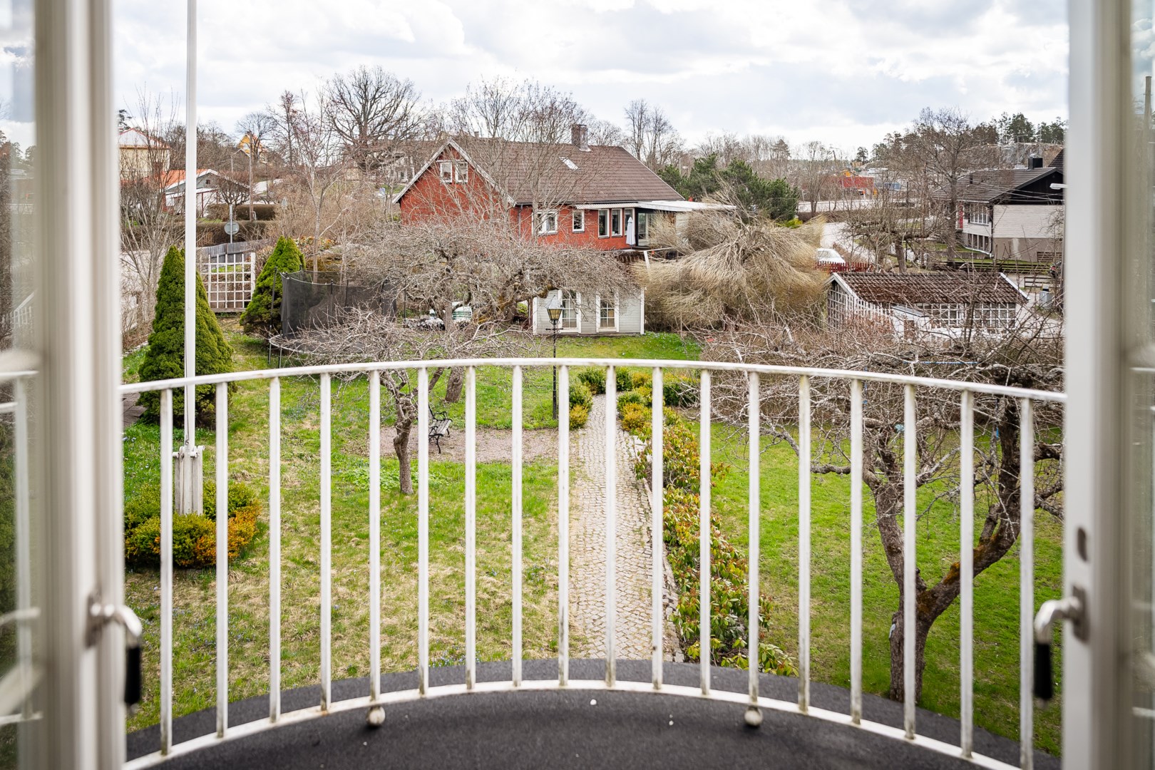Bostadsbild från Smedvägen 3, Såld i Skuru, Nacka