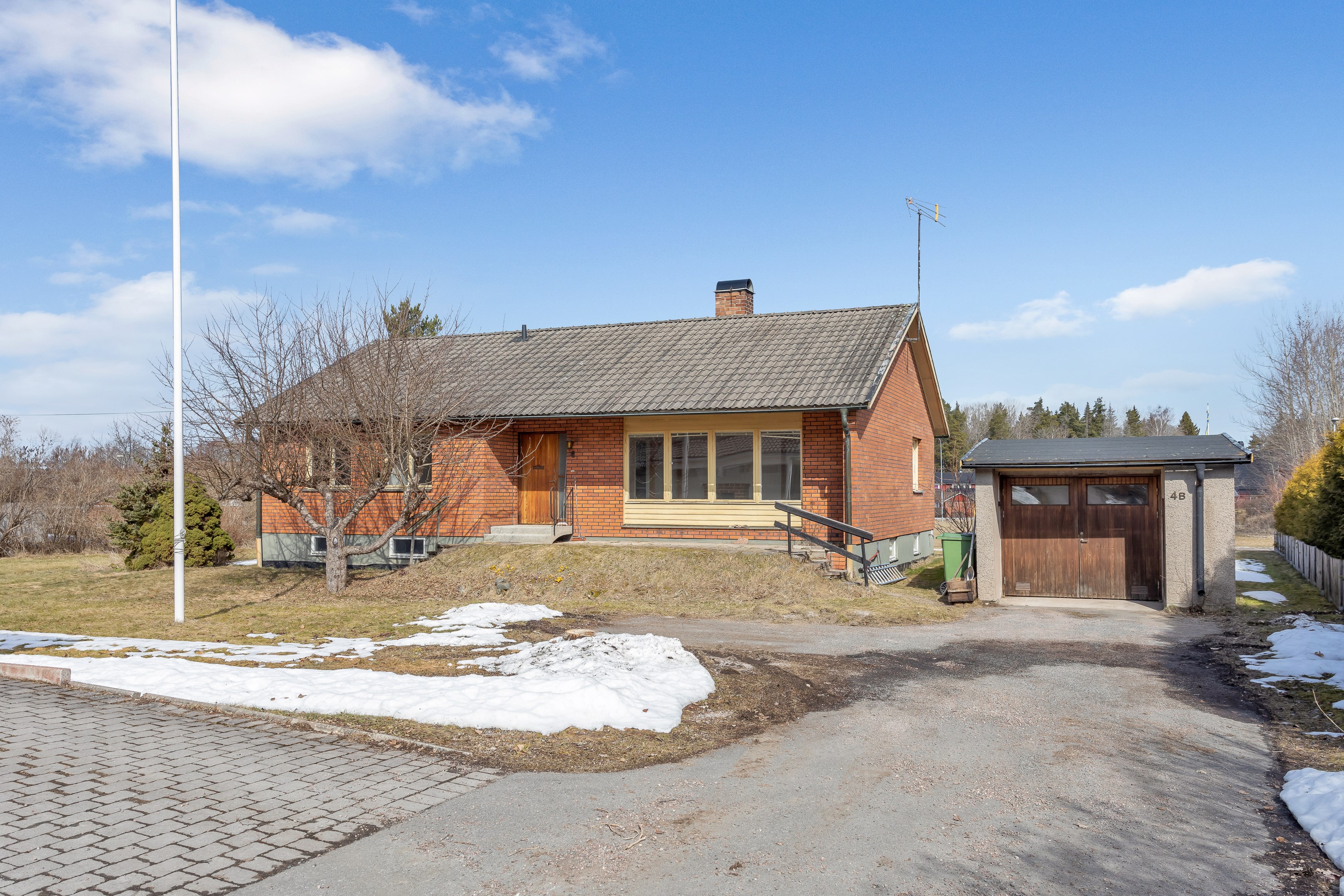 Bostadsbild från Salemsvägen 4B, Såld i Storvreta, Uppsala