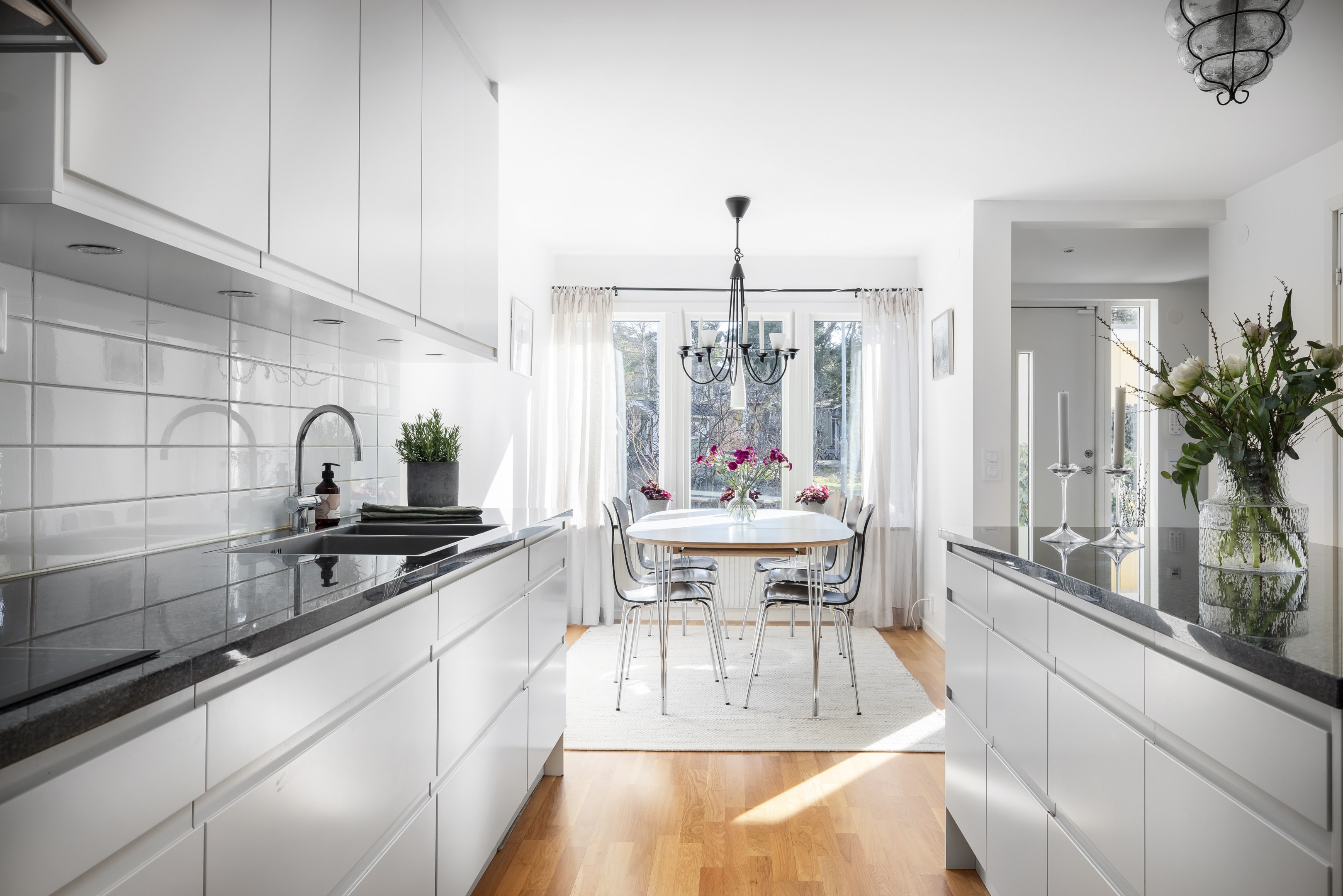 Bostadsbild från Storholmsvägen 230, Såld i Östra Orminge, Nacka