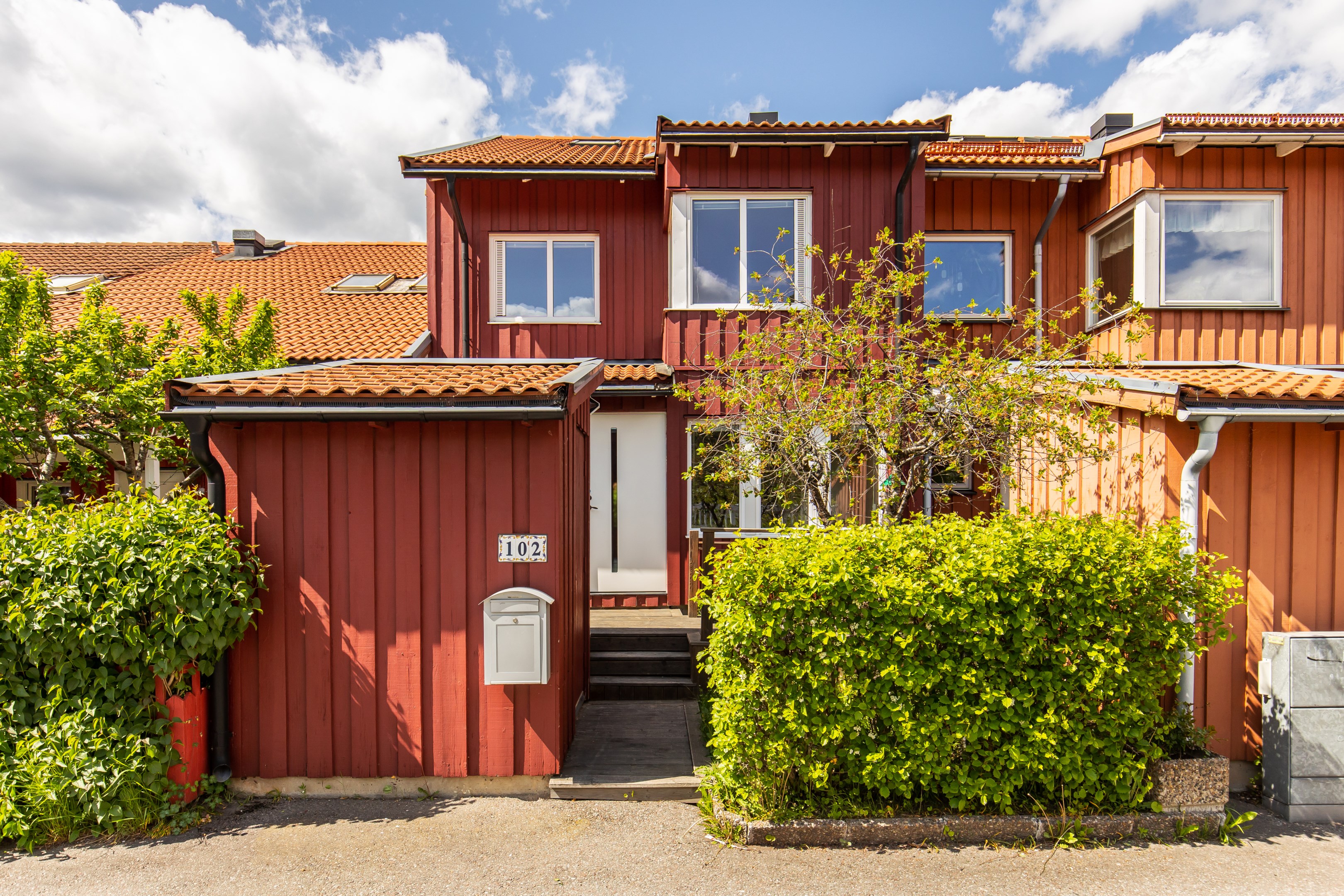 Bostadsbild från Björkholmsvägen 102, Såld i Östra Orminge, Nacka