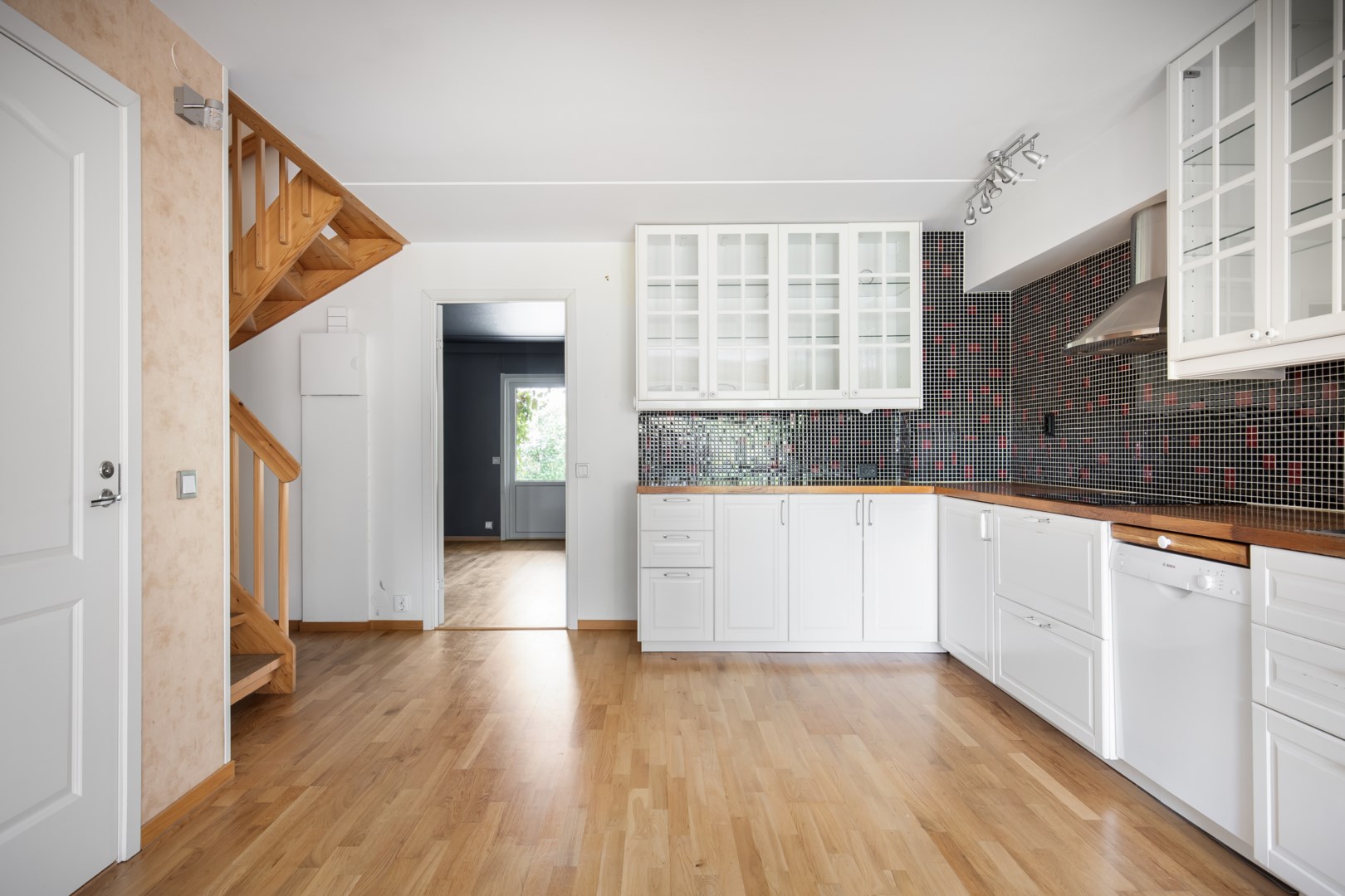 Bostadsbild från Björkholmsvägen 102, Såld i Östra Orminge, Nacka