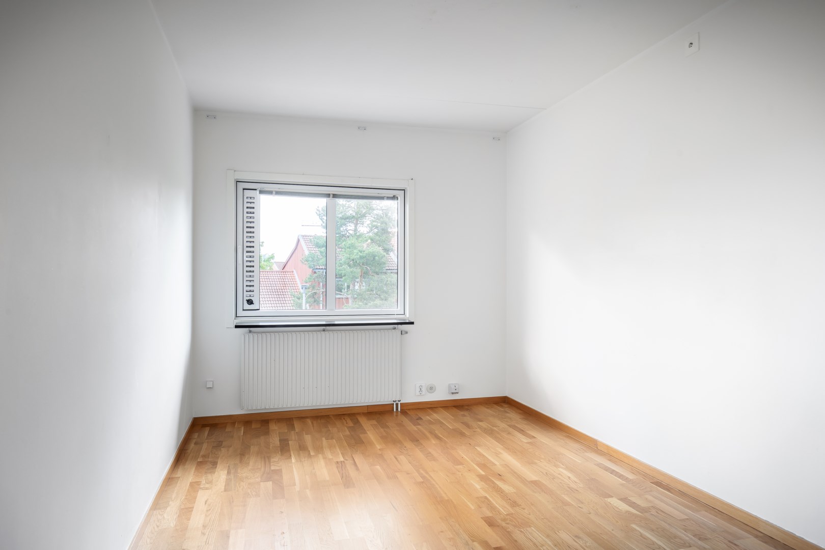 Bostadsbild från Björkholmsvägen 102, Såld i Östra Orminge, Nacka