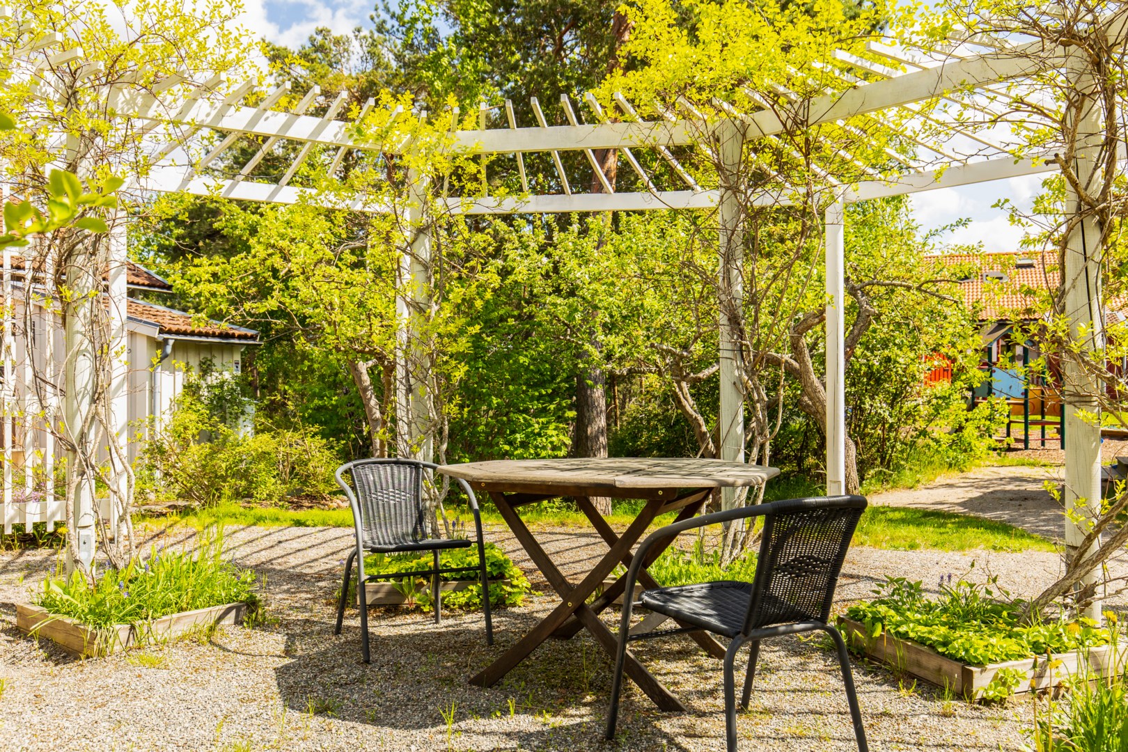 Bostadsbild från Björkholmsvägen 102, Såld i Östra Orminge, Nacka