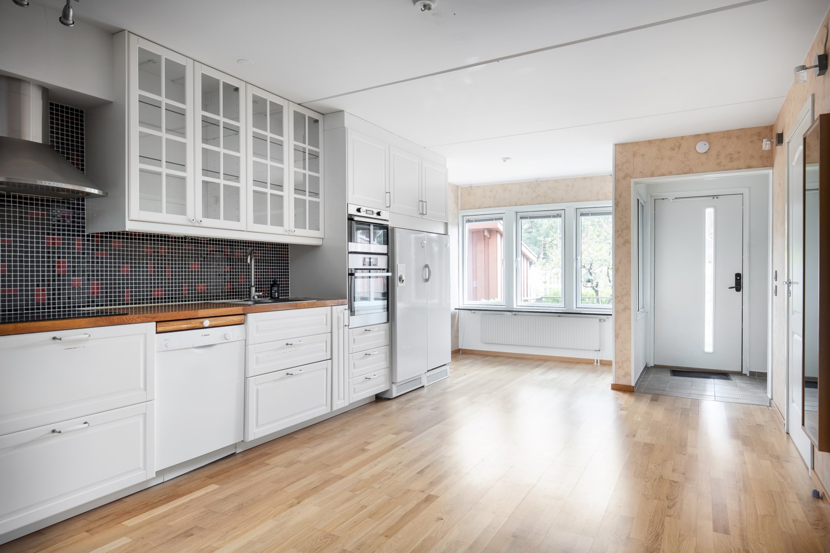 Bostadsbild från Björkholmsvägen 102, Såld i Östra Orminge, Nacka