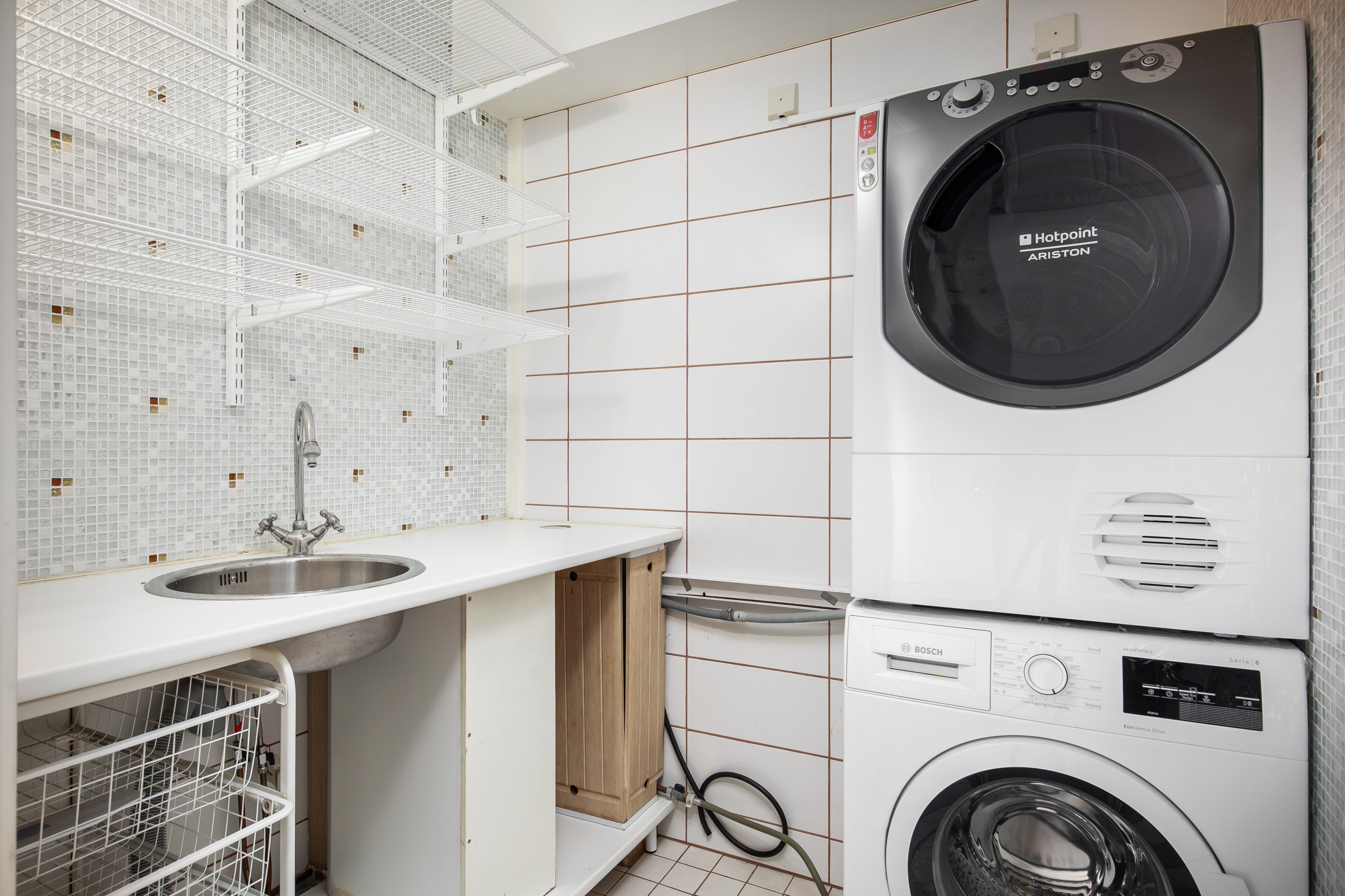 Bostadsbild från Björkholmsvägen 102, Såld i Östra Orminge, Nacka