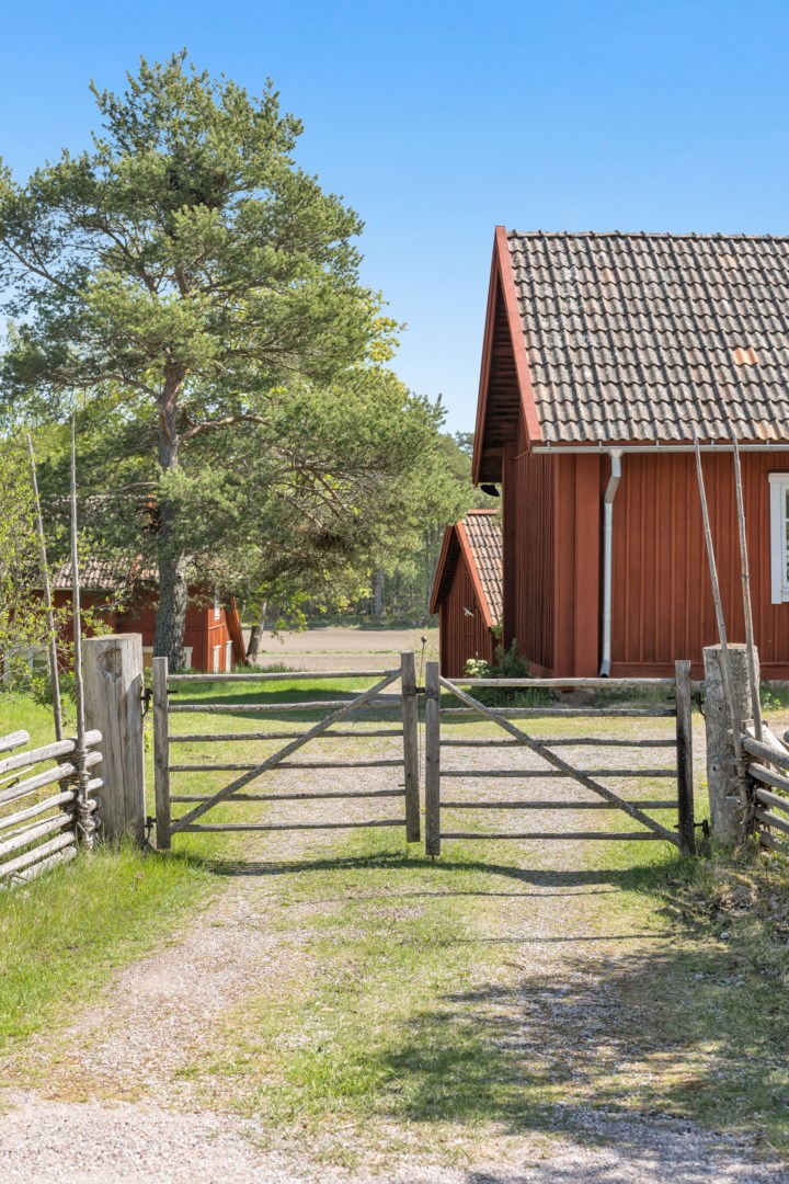 Bostadsbild från Brunnby 110 & Brunnby 112, Såld i Tierp, Tierp
