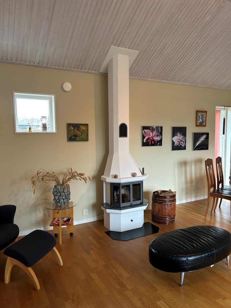 Bostadsbild från Häckvägen 15, Såld i Björknäs, Nacka