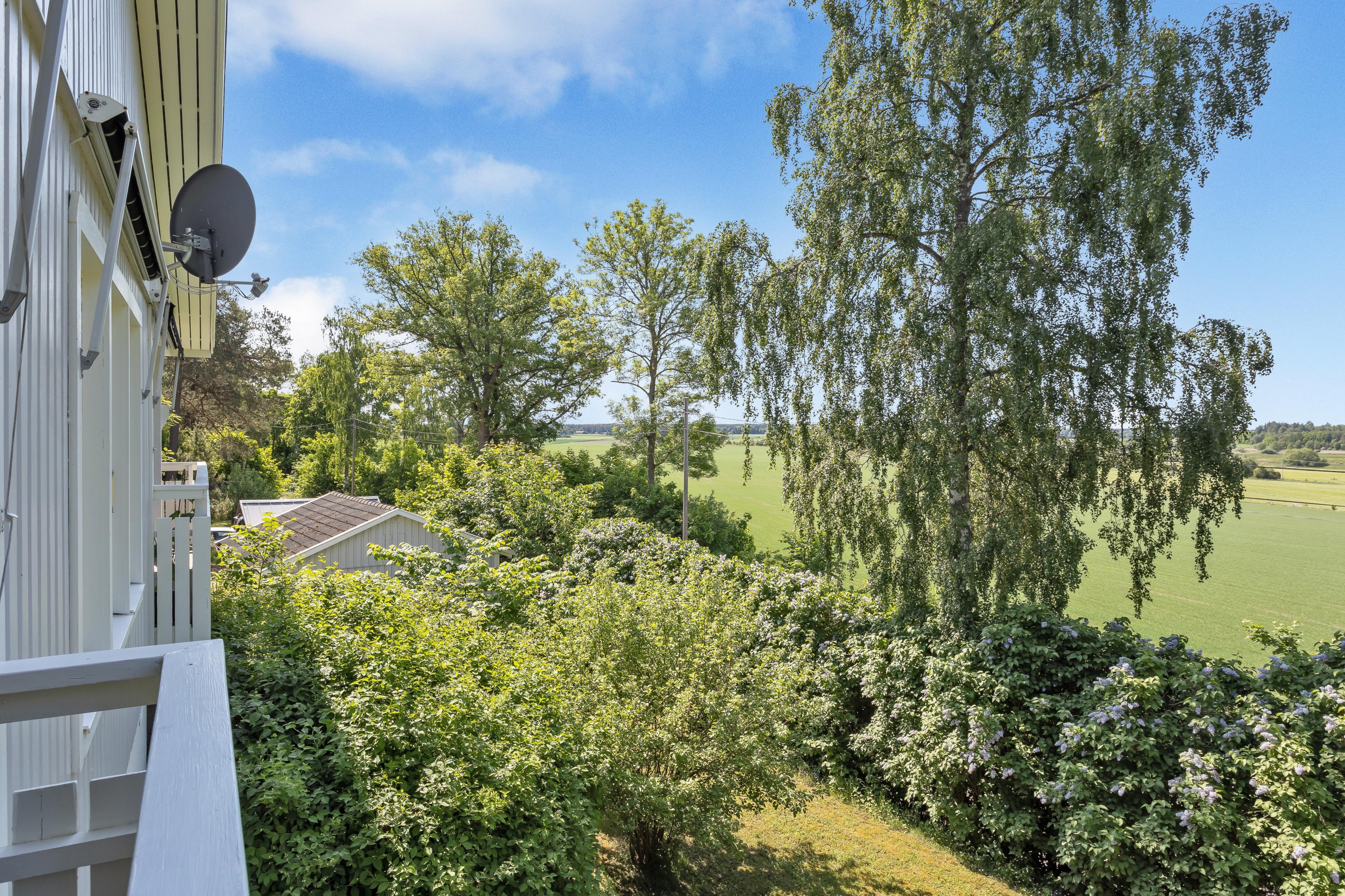 Bostadsbild från Edshammar 45 och Edshammar 43, Till salu i Storvreta, Uppsala