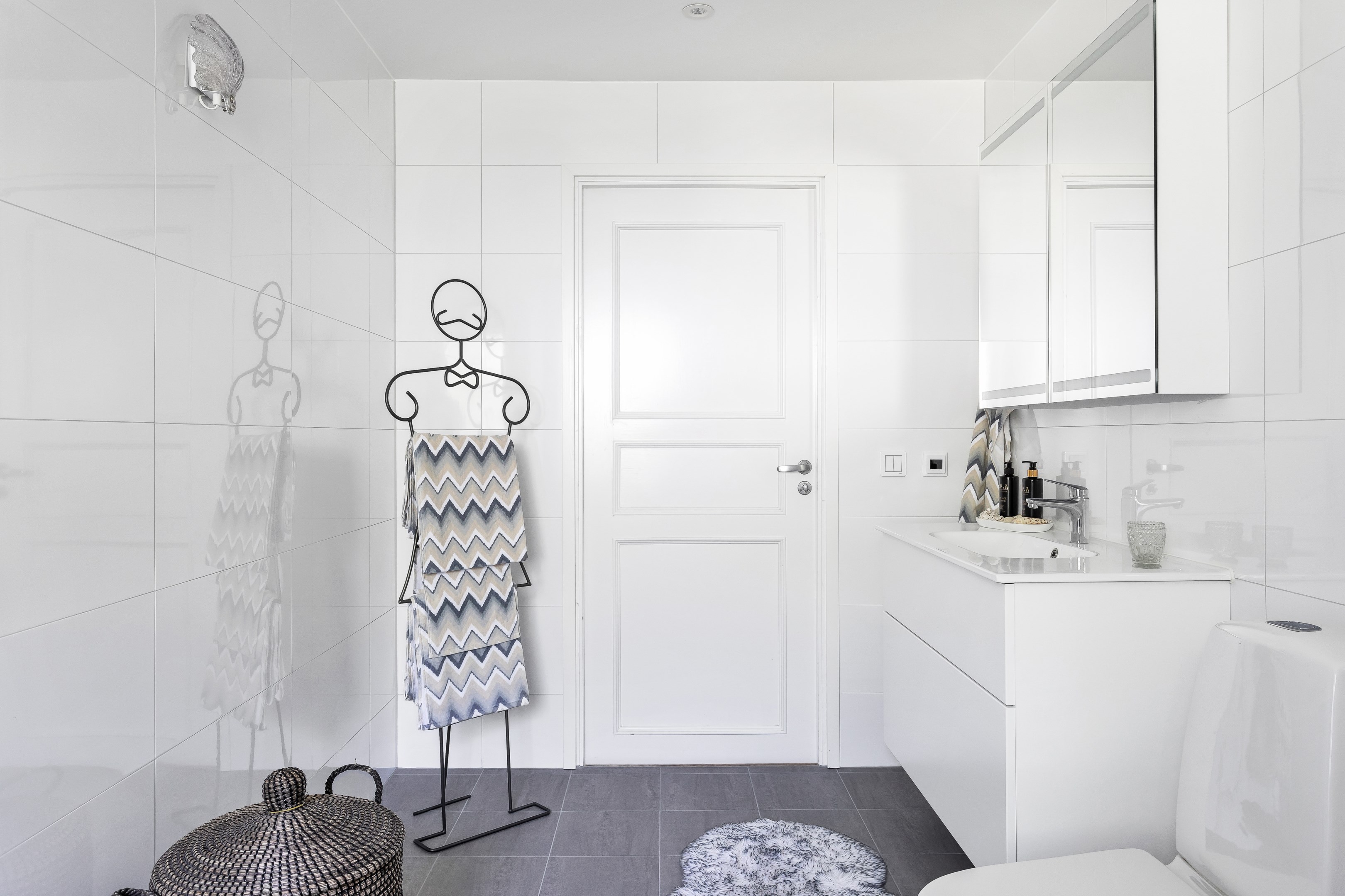 Bostadsbild från Edshammar 45 och Edshammar 43, Till salu i Storvreta, Uppsala