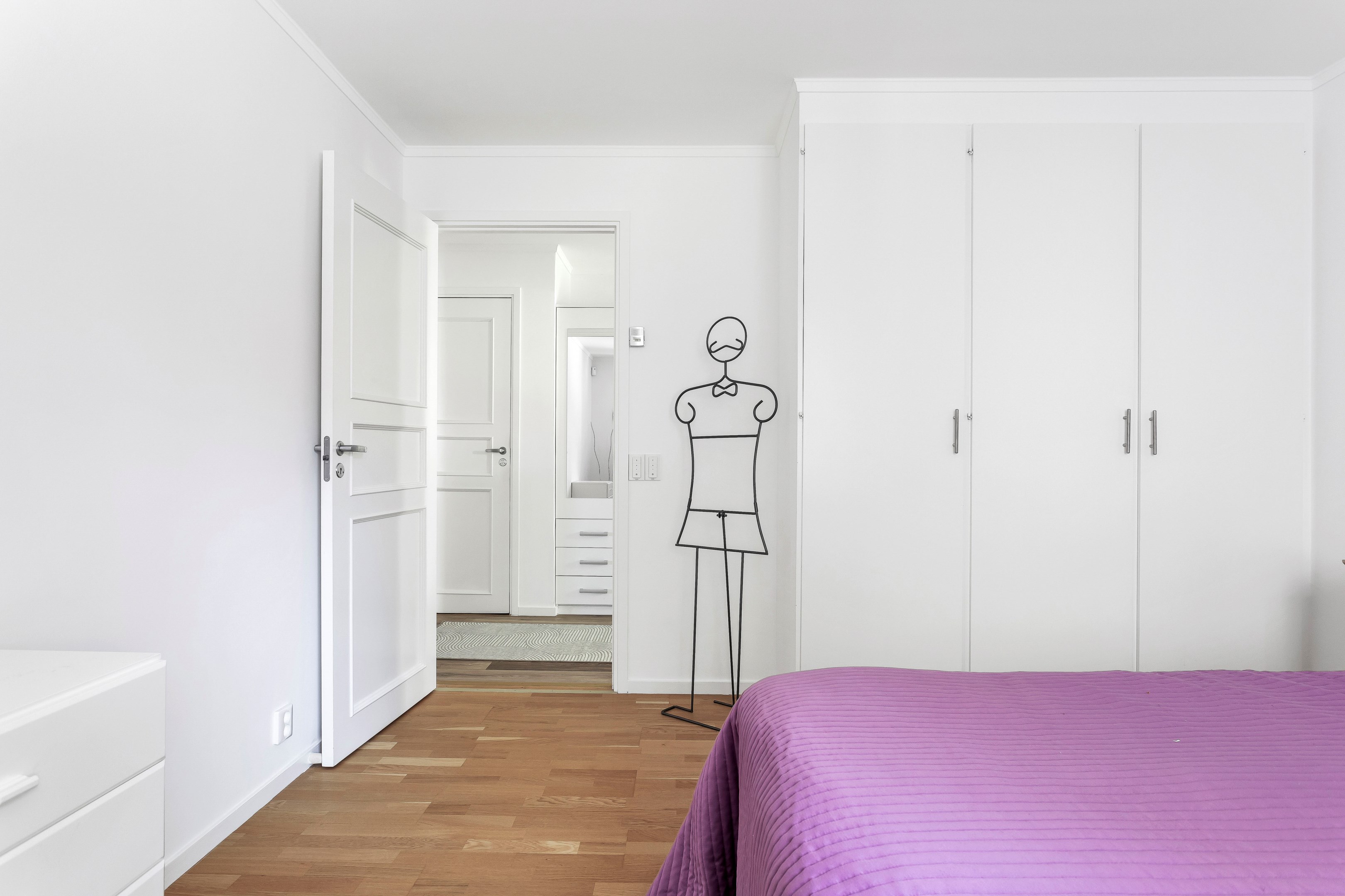 Bostadsbild från Edshammar 45 och Edshammar 43, Till salu i Storvreta, Uppsala