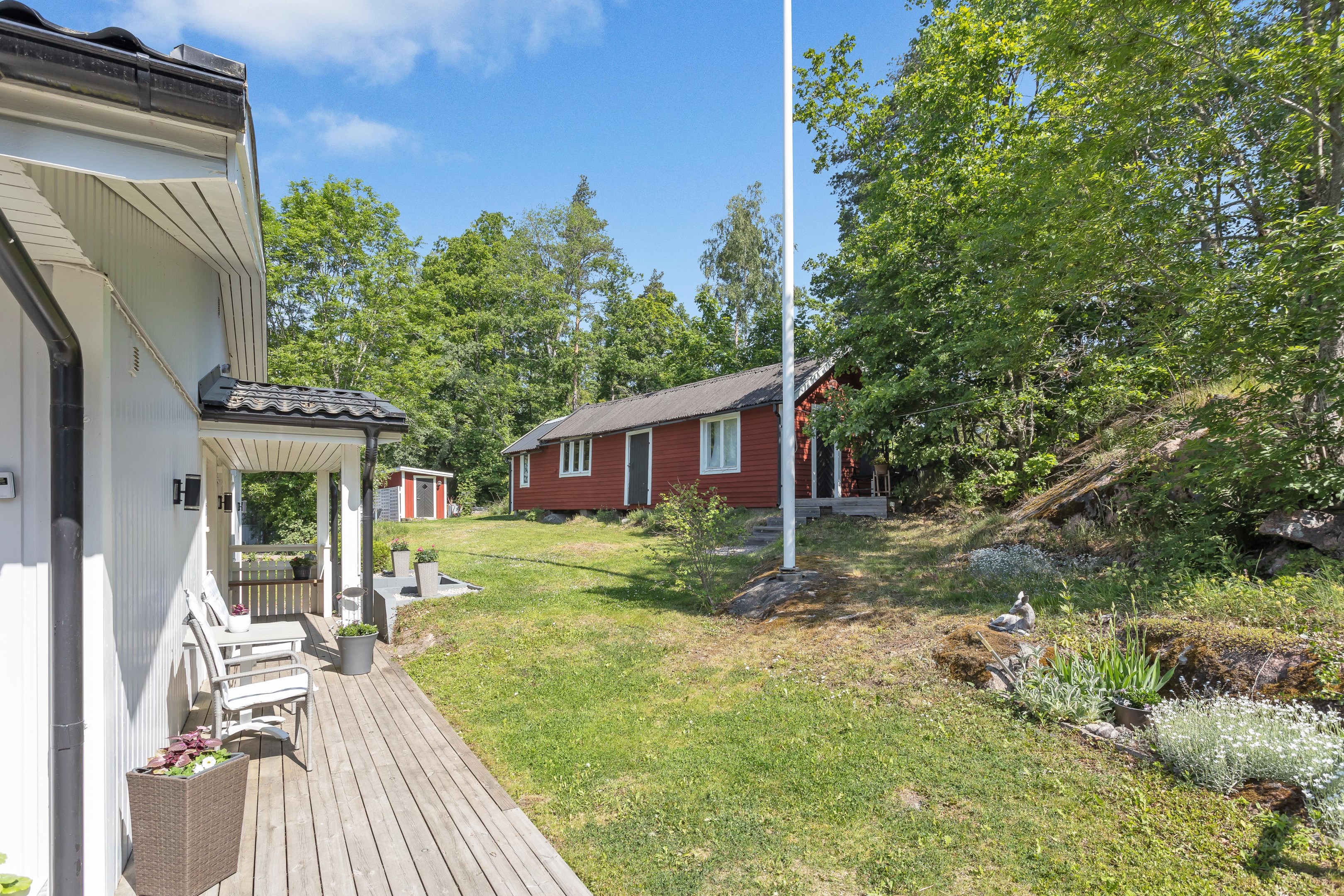 Bostadsbild från Edshammar 45 och Edshammar 43, Till salu i Storvreta, Uppsala