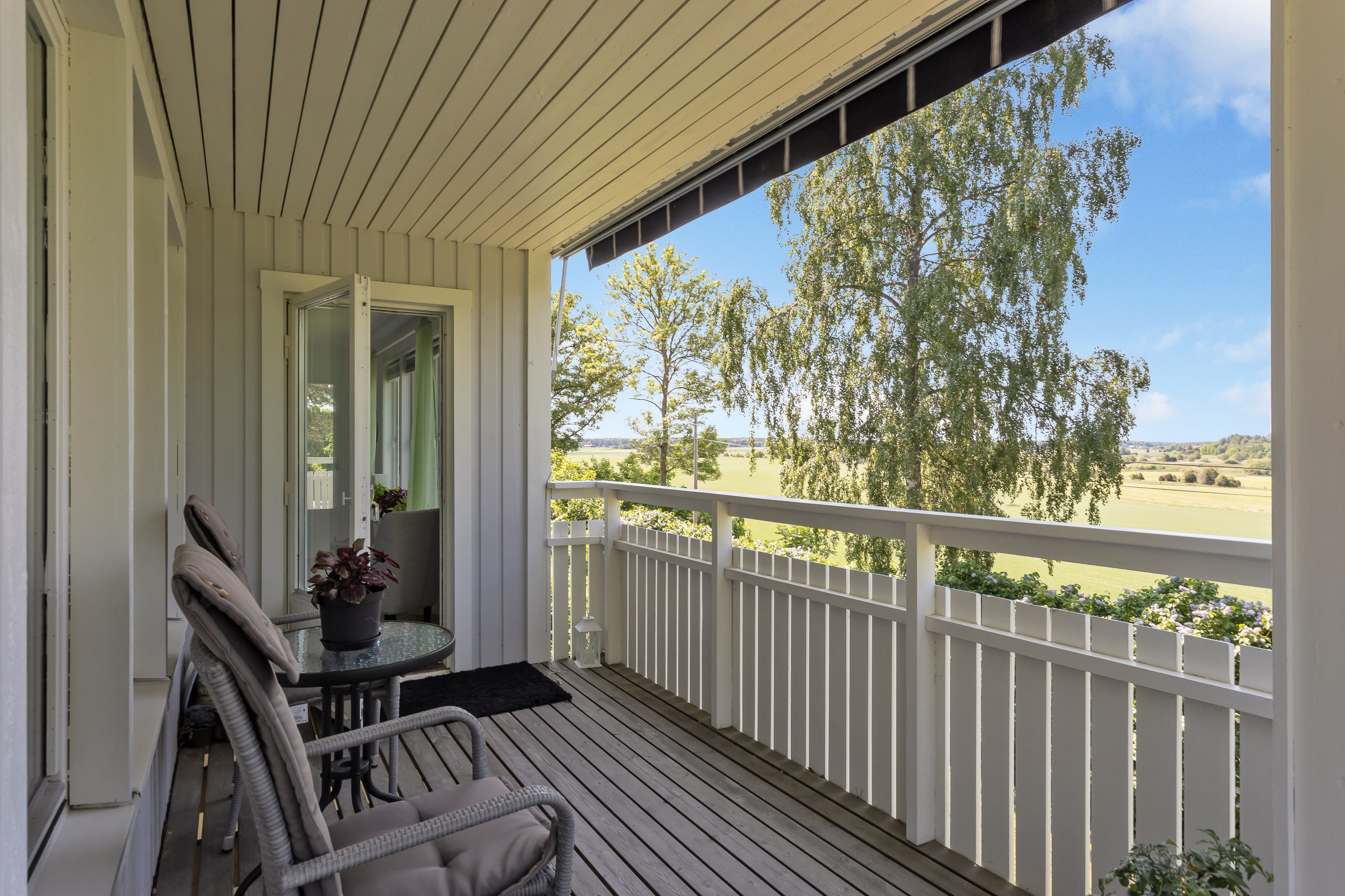 Bostadsbild från Edshammar 45 och Edshammar 43, Till salu i Storvreta, Uppsala