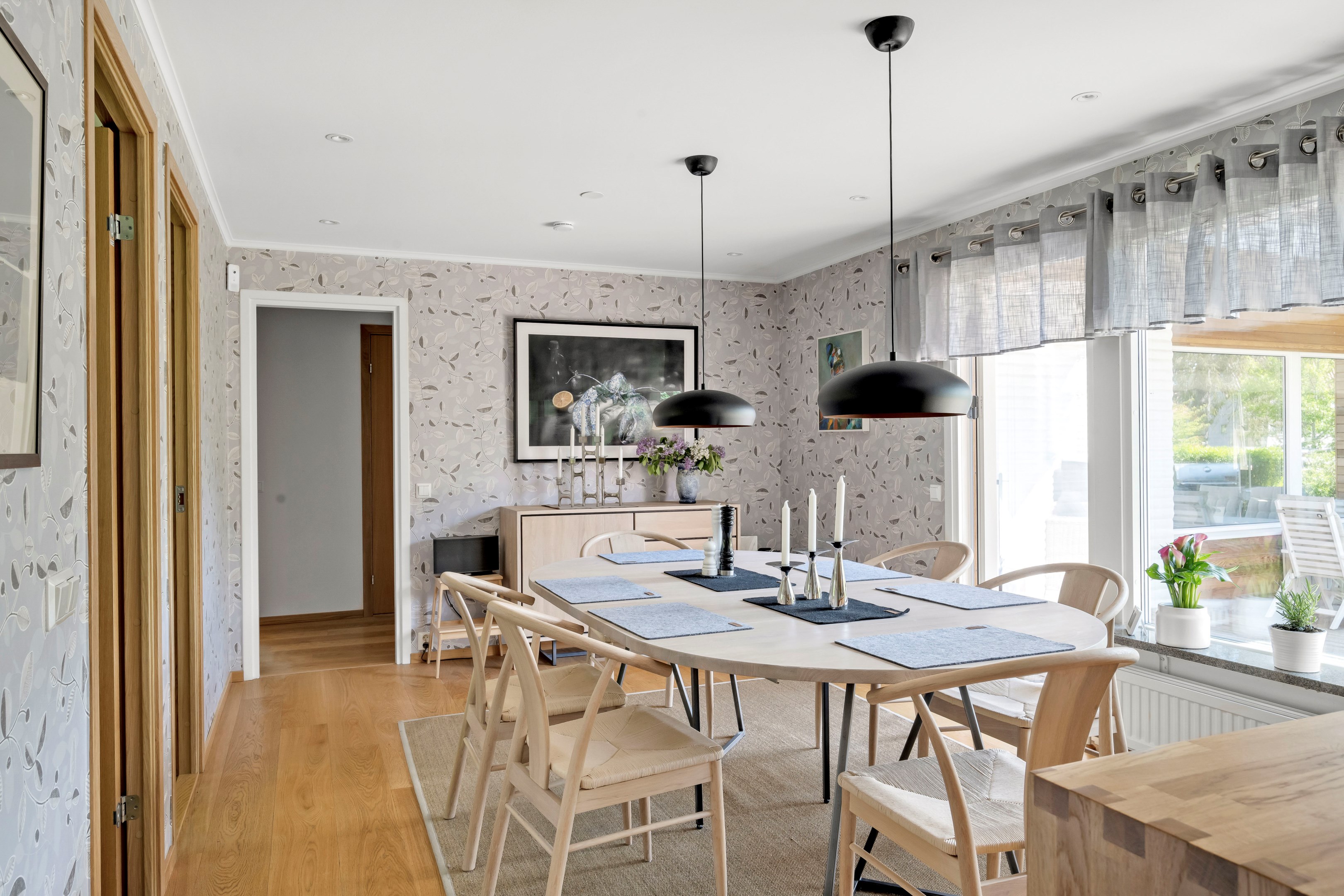 Bostadsbild från Skogsbergsvägen 3, Såld i Eriksberg, Uppsala