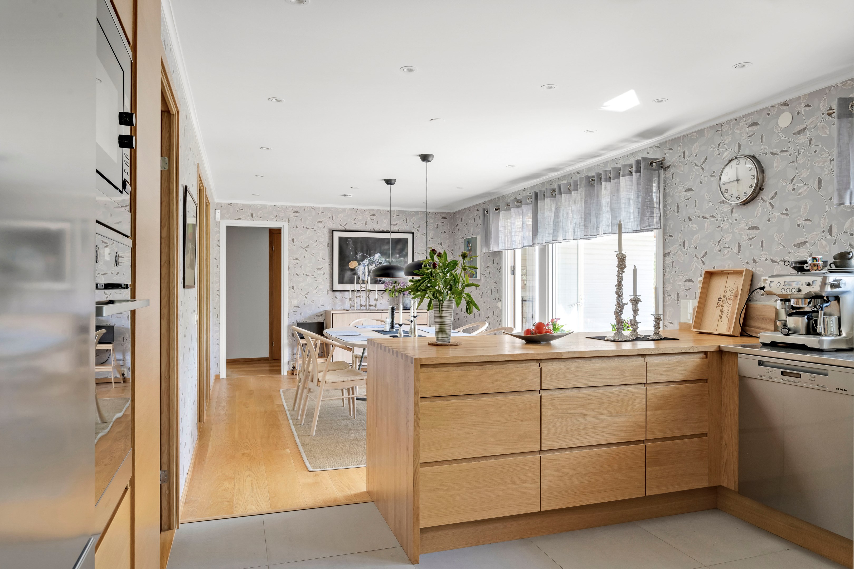 Bostadsbild från Skogsbergsvägen 3, Såld i Eriksberg, Uppsala