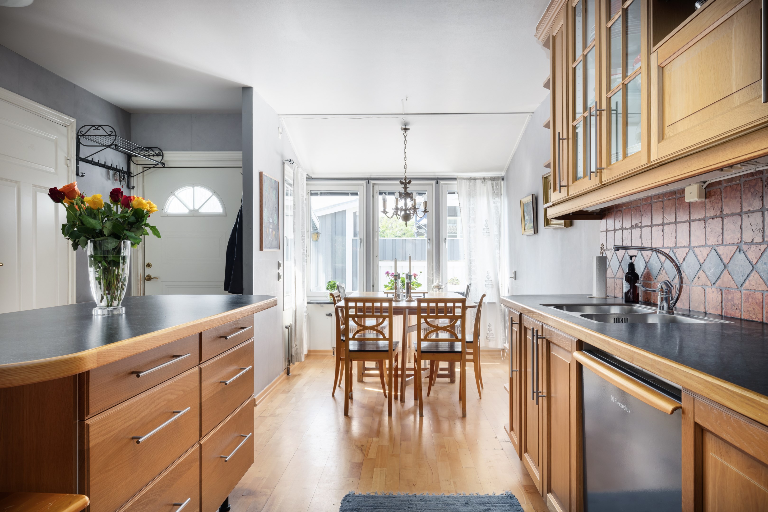 Bostadsbild från Storholmsvägen 242, Såld i Östra Orminge, Nacka