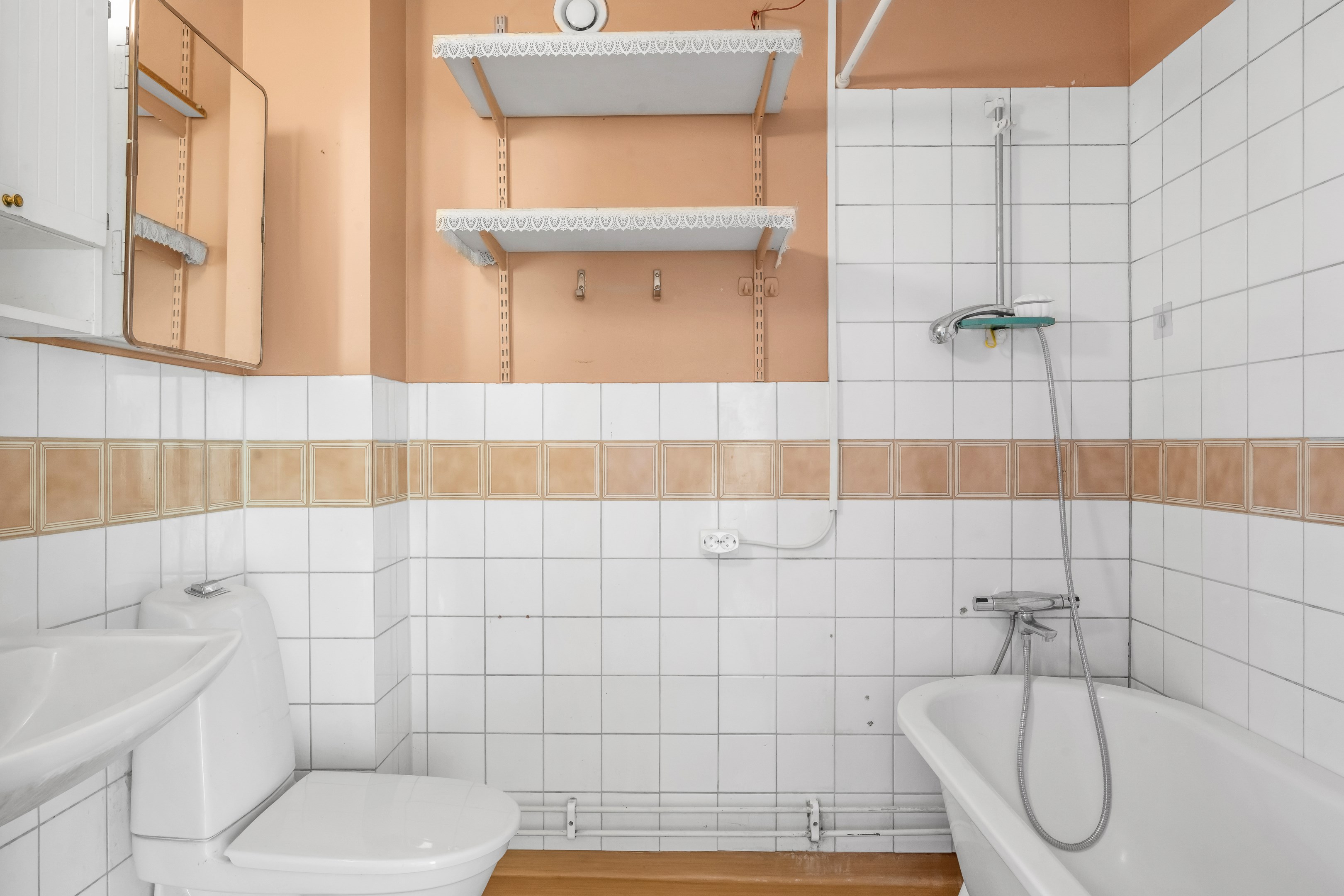 Bostadsbild från Svartbäcksgatan 48A, Såld i Svartbäcken, Uppsala