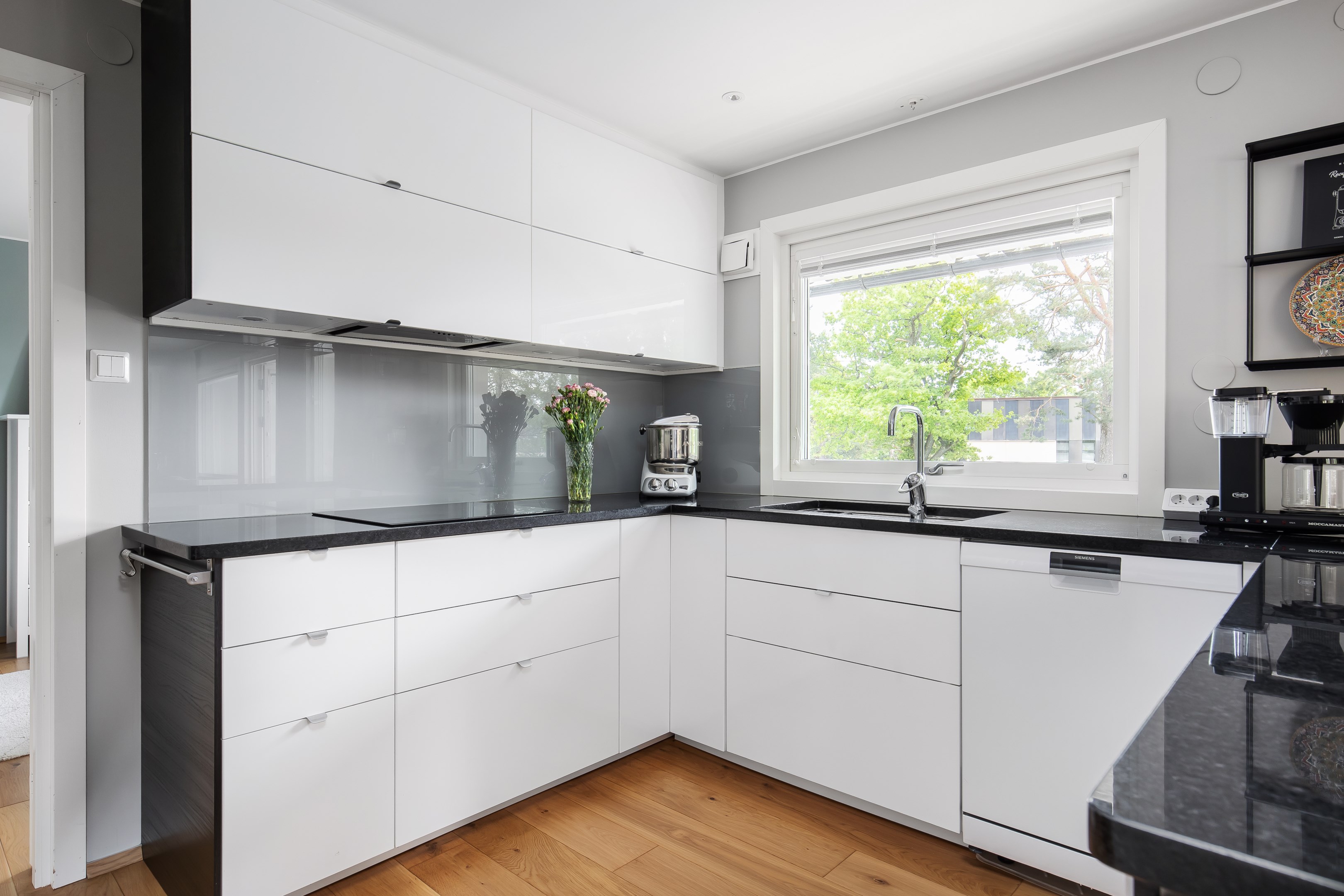 Bostadsbild från Kärrstigen 35, Såld i Björknäs, Nacka