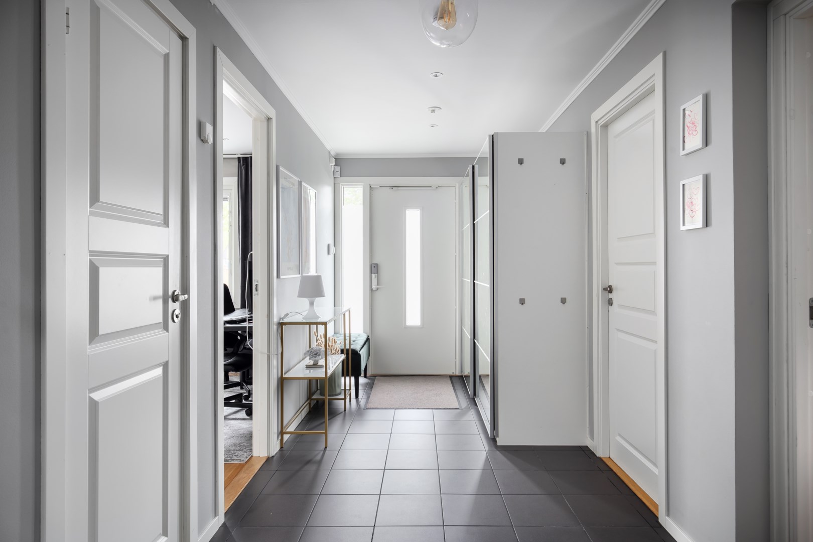 Bostadsbild från Kärrstigen 35, Såld i Björknäs, Nacka