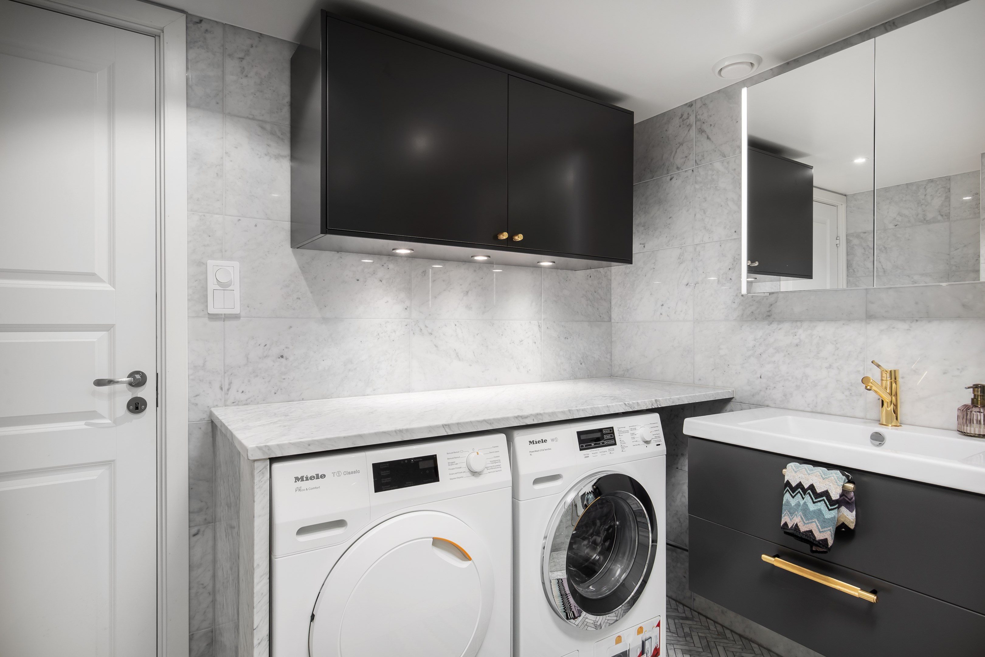 Bostadsbild från Kärrstigen 35, Såld i Björknäs, Nacka