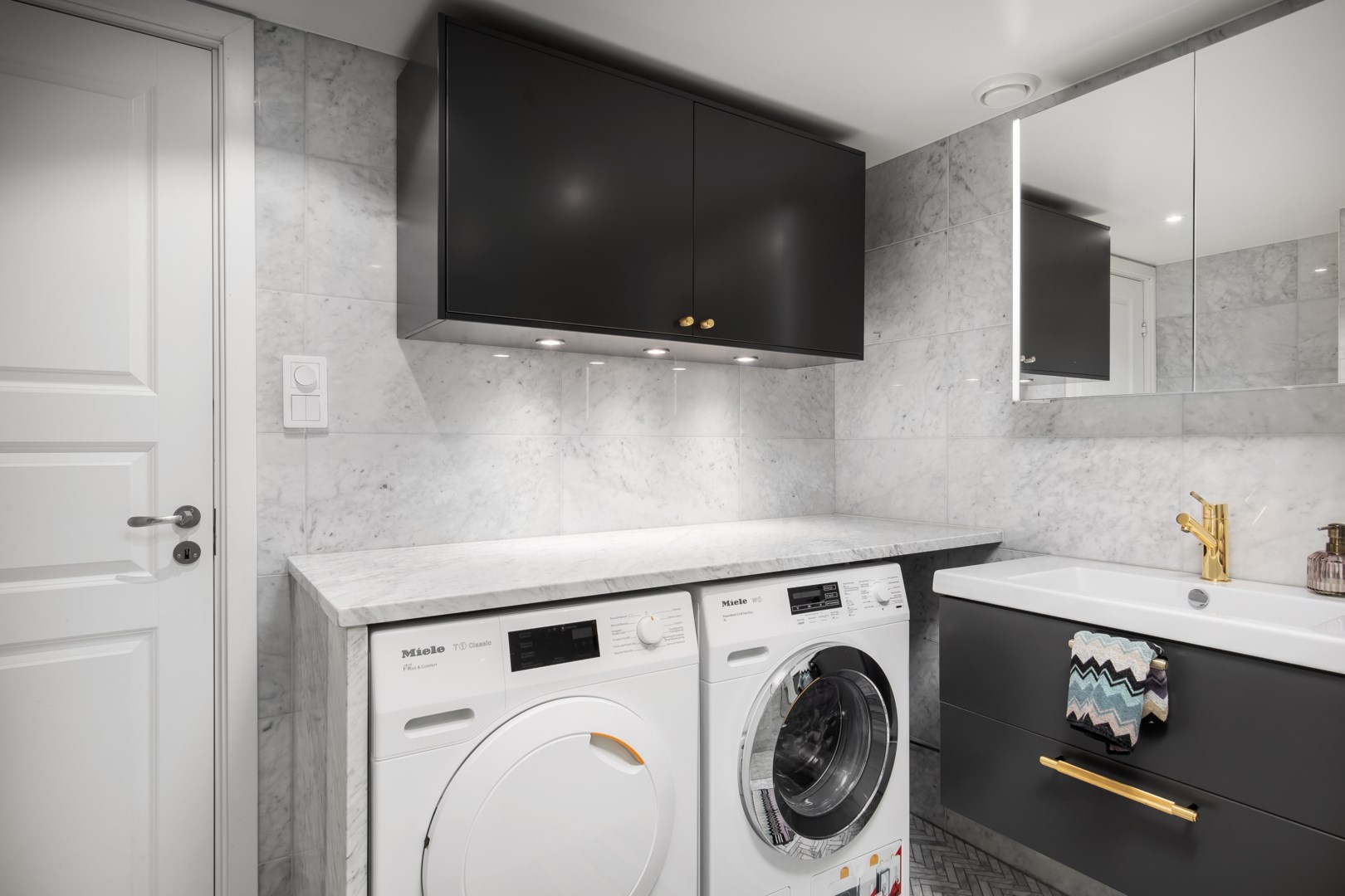 Bostadsbild från Kärrstigen 35, Såld i Björknäs, Nacka