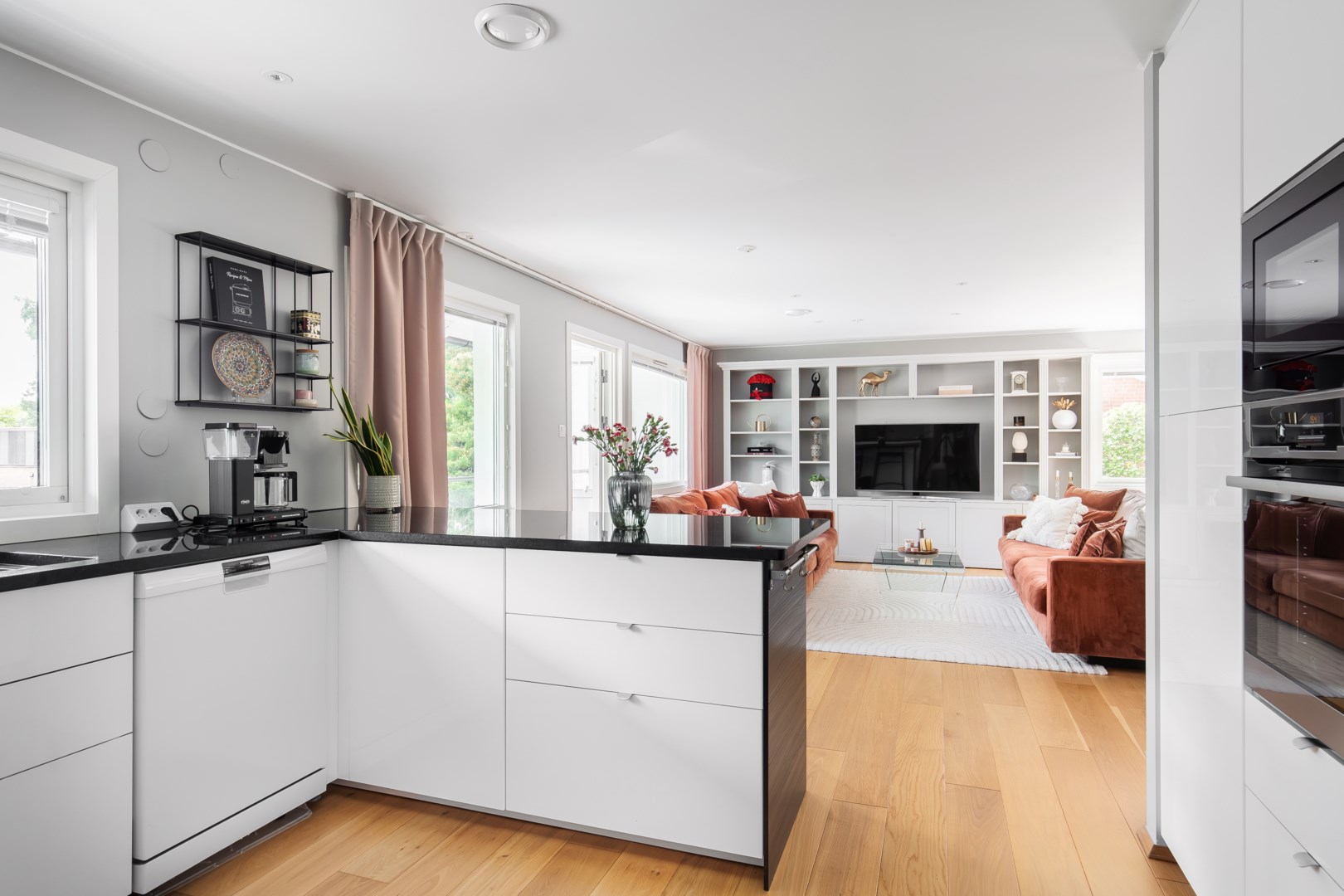 Bostadsbild från Kärrstigen 35, Såld i Björknäs, Nacka