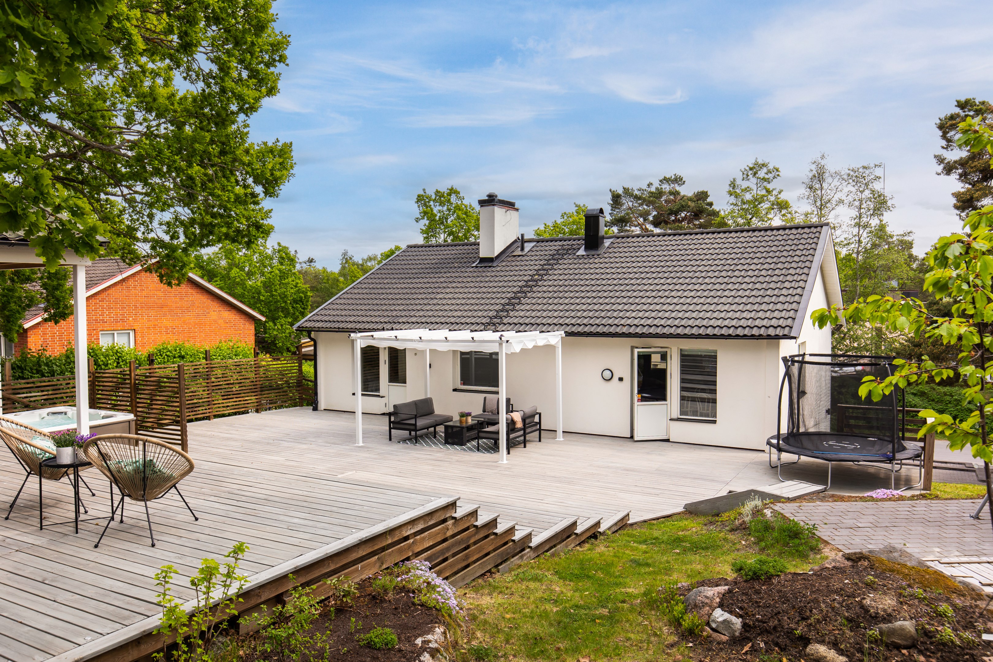 Bostadsbild från Kärrstigen 35, Såld i Björknäs, Nacka