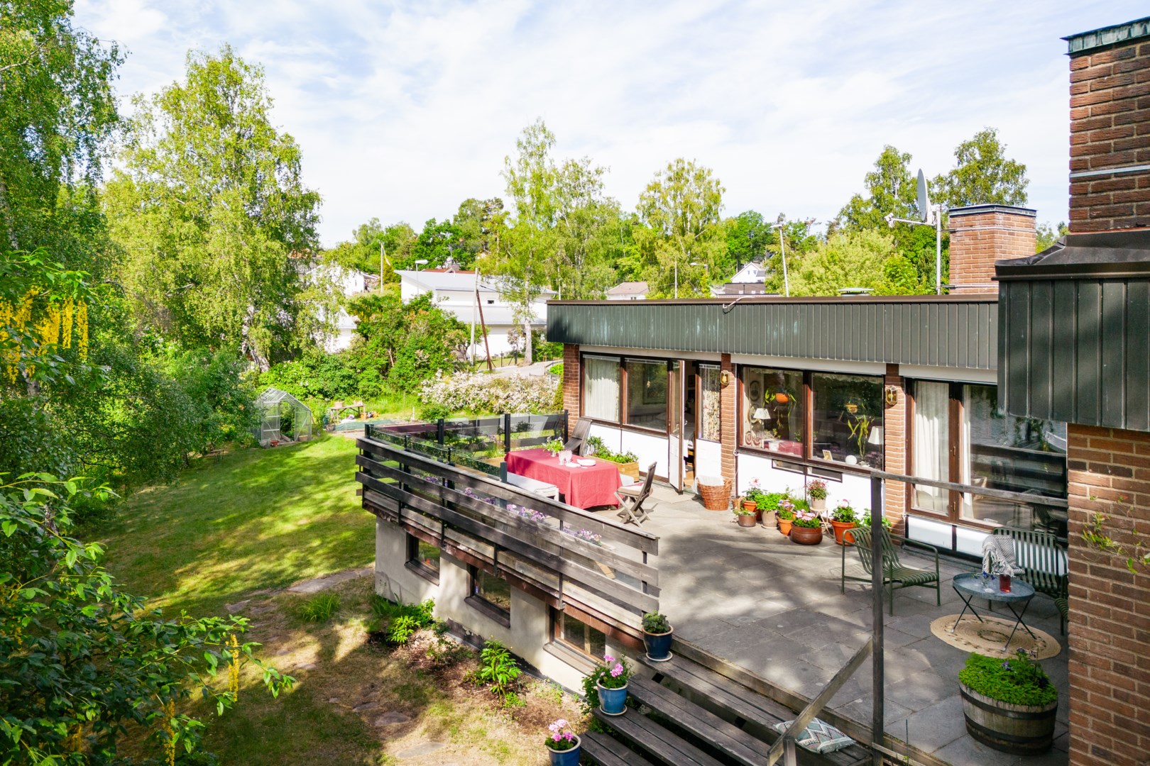 Bostadsbild från Svanevitsvägen 12, Såld i Skuru, Nacka