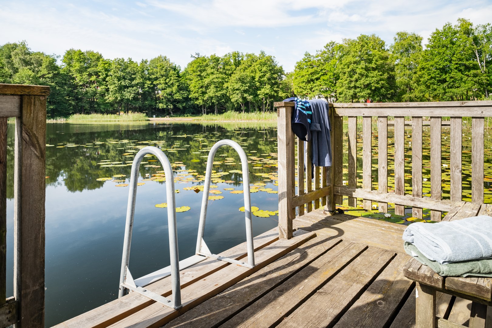 Bostadsbild från Svanevitsvägen 12, Såld i Skuru, Nacka
