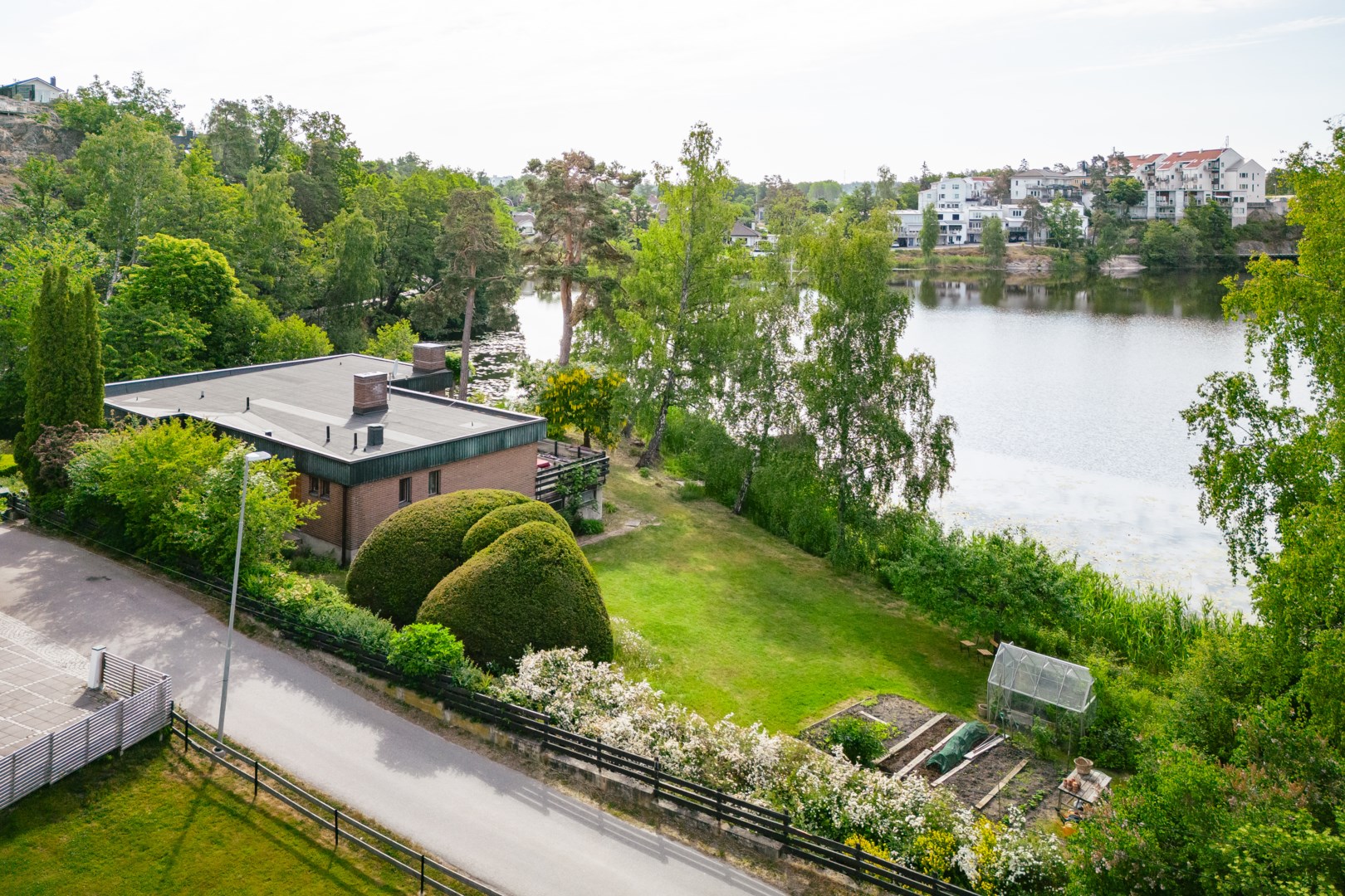 Bostadsbild från Svanevitsvägen 12, Såld i Skuru, Nacka