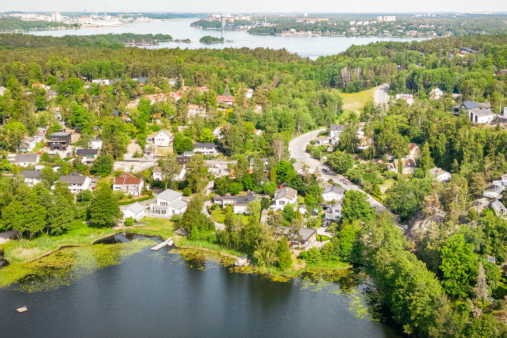 Bostadsbild från Svanevitsvägen 12, Såld i Skuru, Nacka