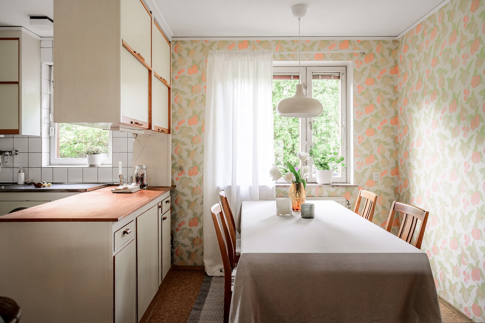 Bostadsbild från Svanevitsvägen 12, Såld i Skuru, Nacka