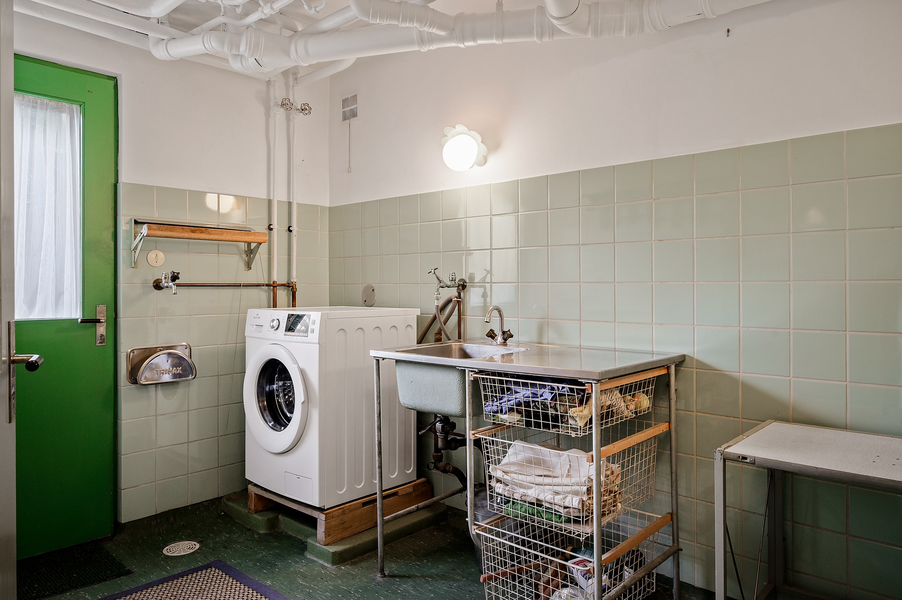 Bostadsbild från Svanevitsvägen 12, Såld i Skuru, Nacka