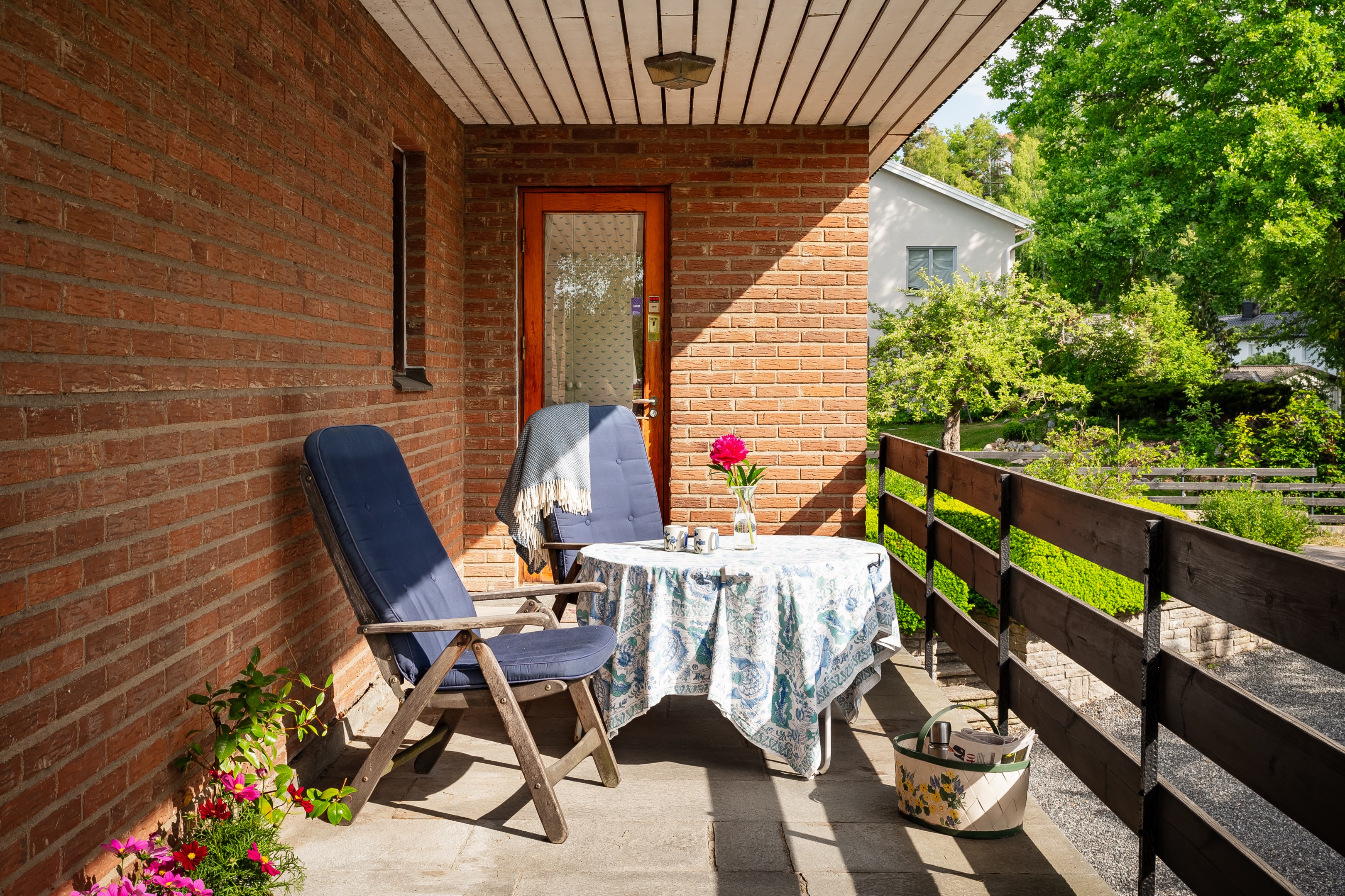 Bostadsbild från Svanevitsvägen 12, Såld i Skuru, Nacka