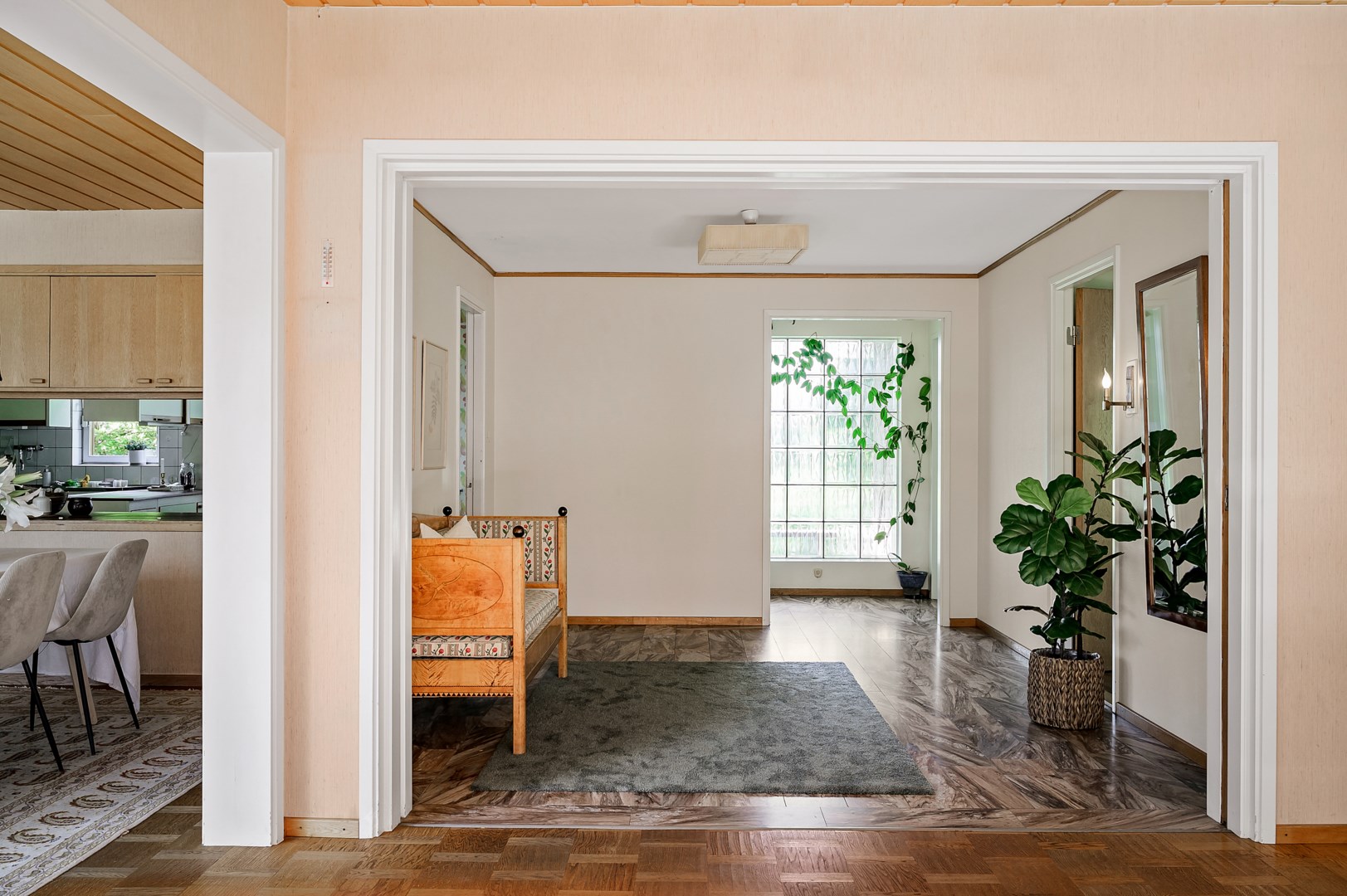 Bostadsbild från Svanevitsvägen 12, Såld i Skuru, Nacka