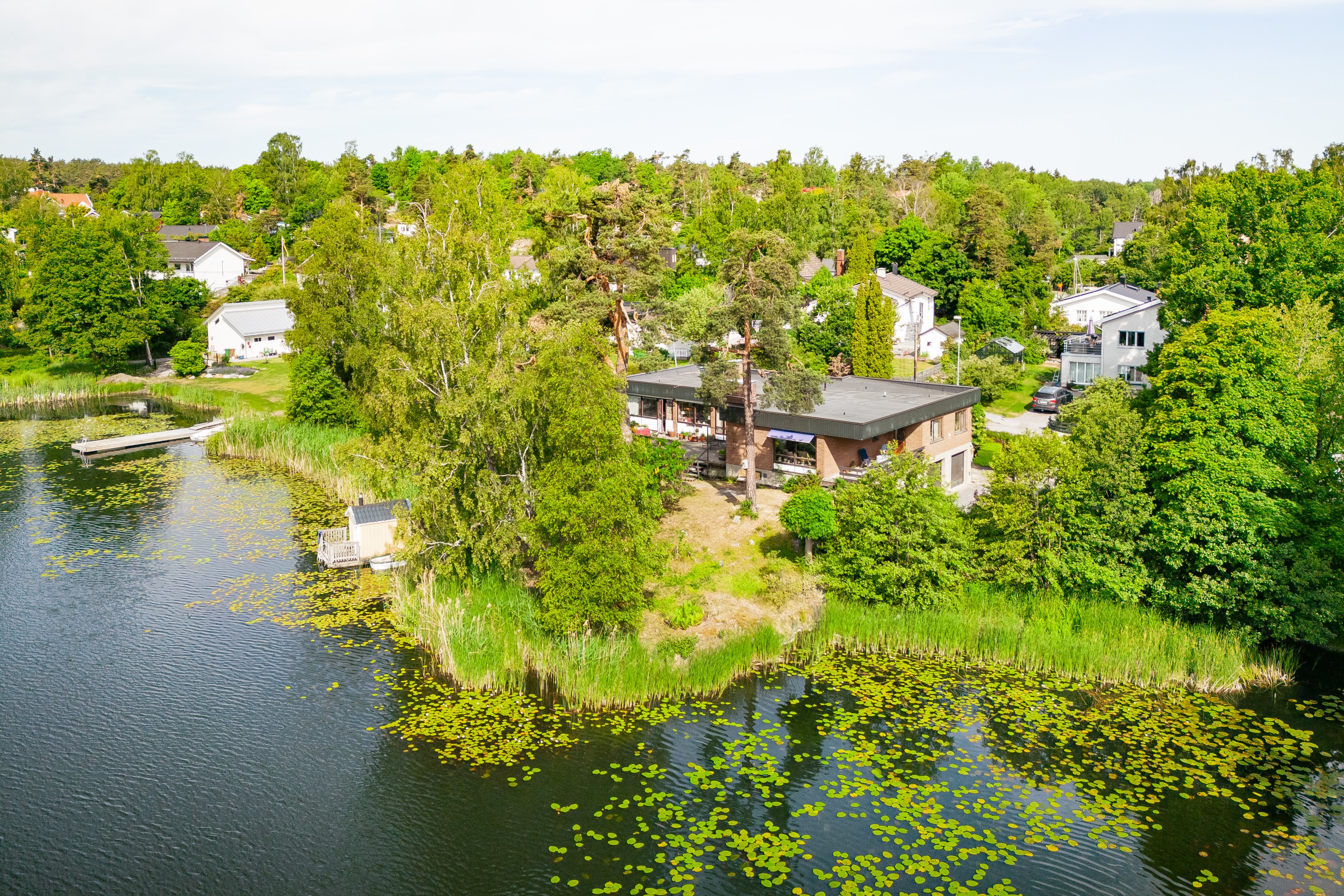 Bostadsbild från Svanevitsvägen 12, Såld i Skuru, Nacka