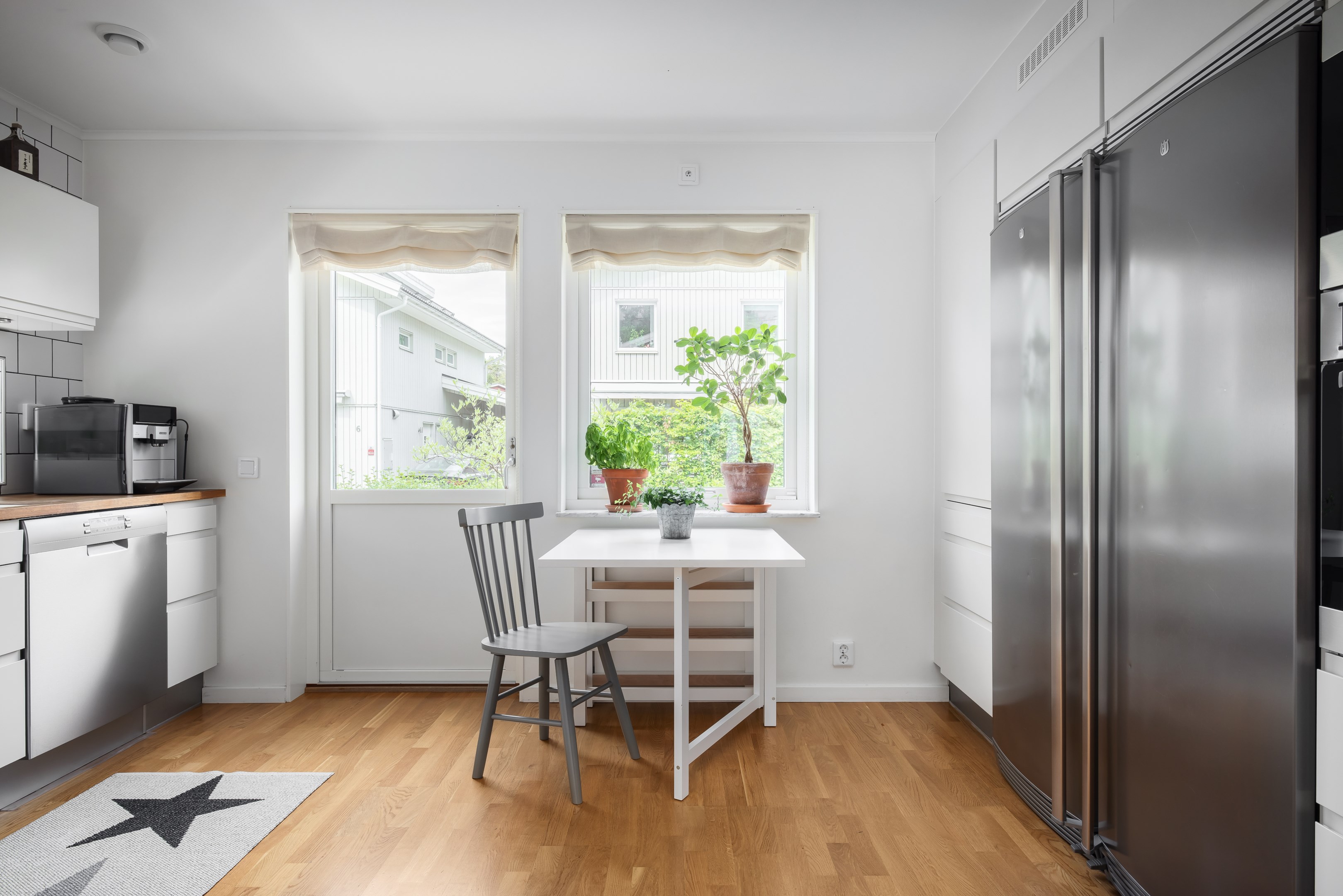 Bostadsbild från Tollare parkgränd 3, Såld i Tollare, Nacka