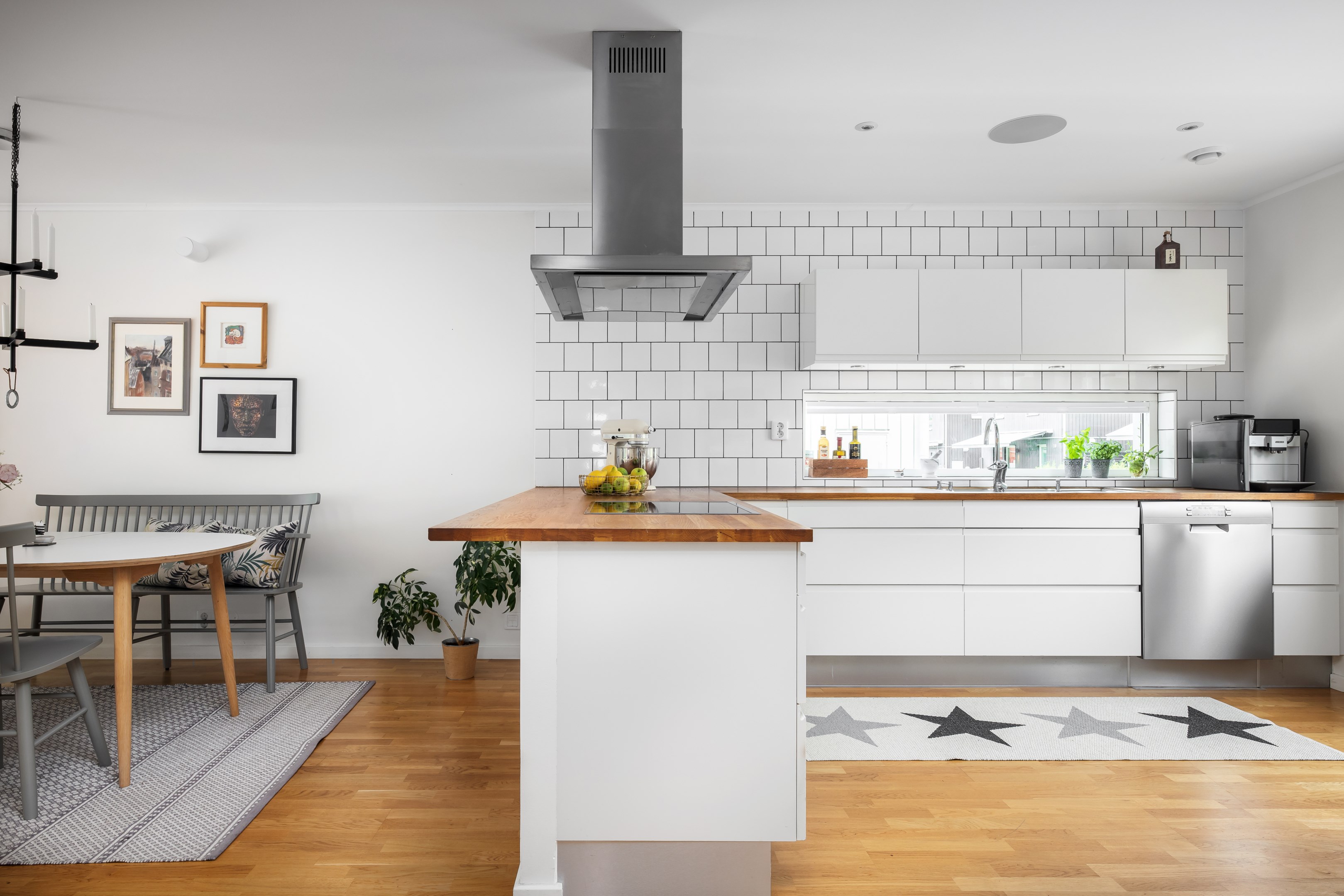 Bostadsbild från Tollare parkgränd 3, Såld i Tollare, Nacka