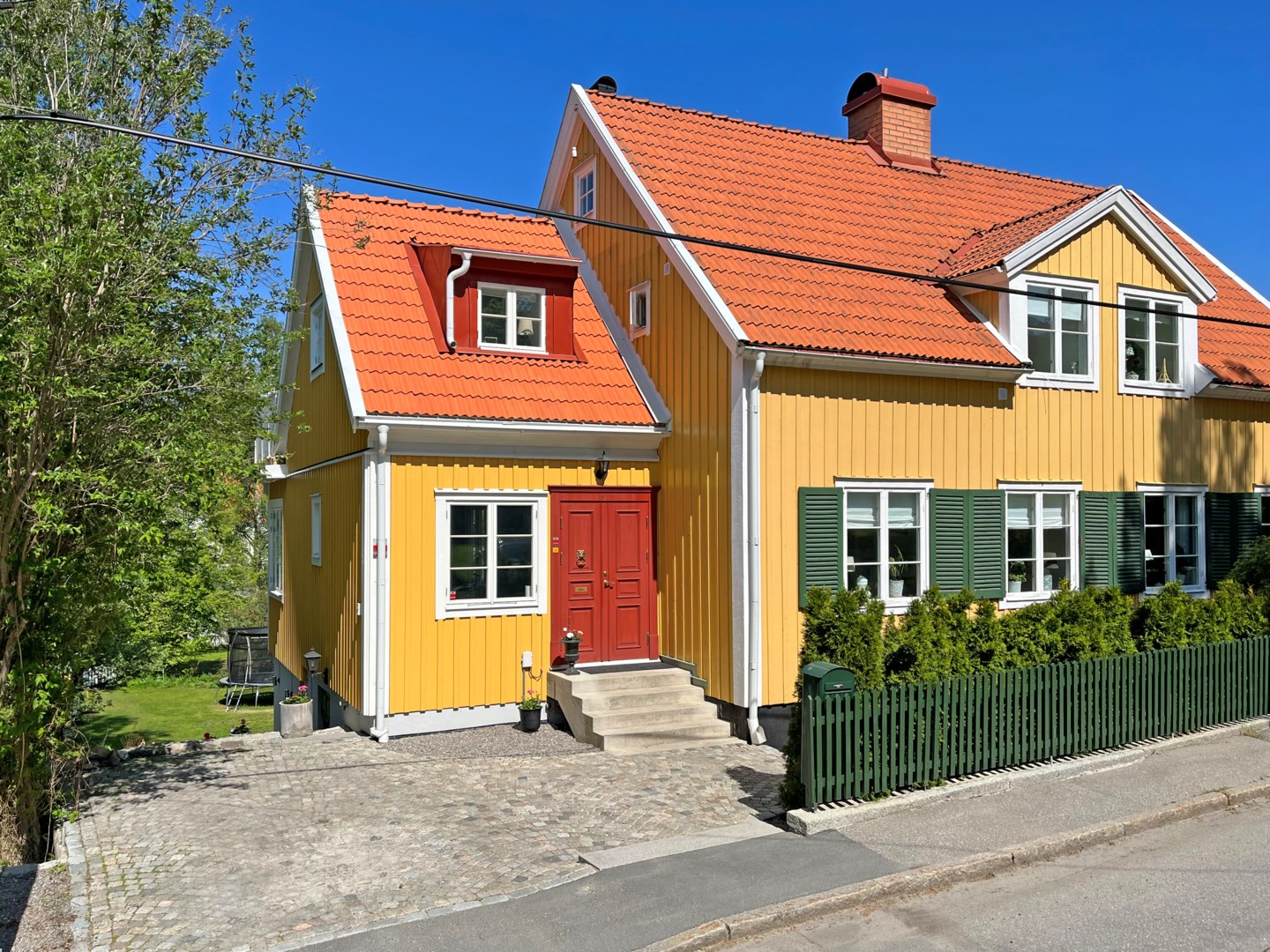 Bostadsbild från Önskeringsvägen 19, Såld i Bromma - Smedslätten, Stockholm