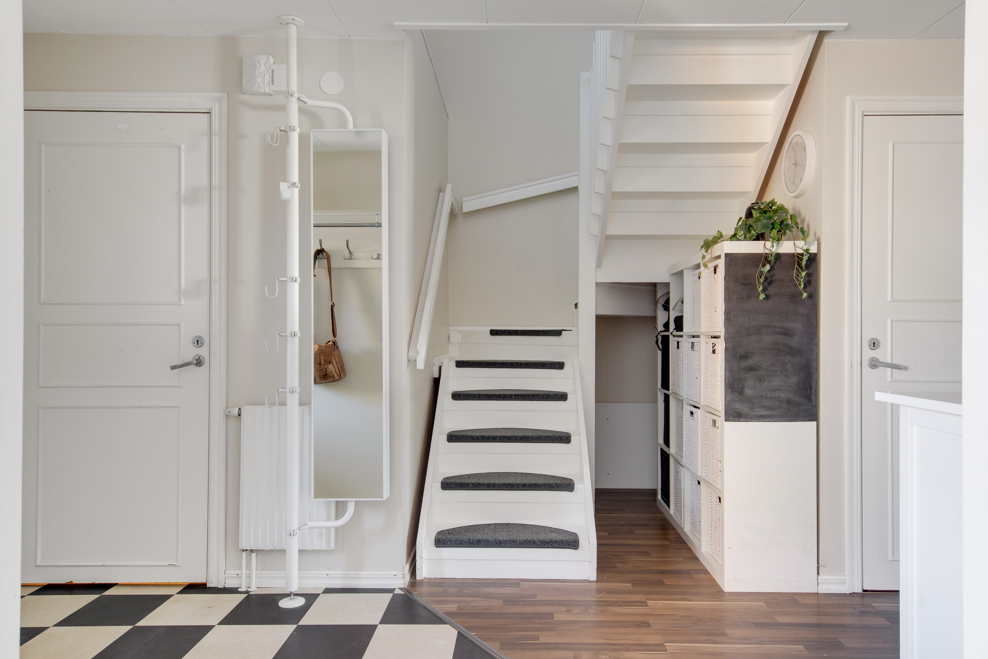 Bostadsbild från Rotfruktsgatan 16, Såld i Årsta, Uppsala