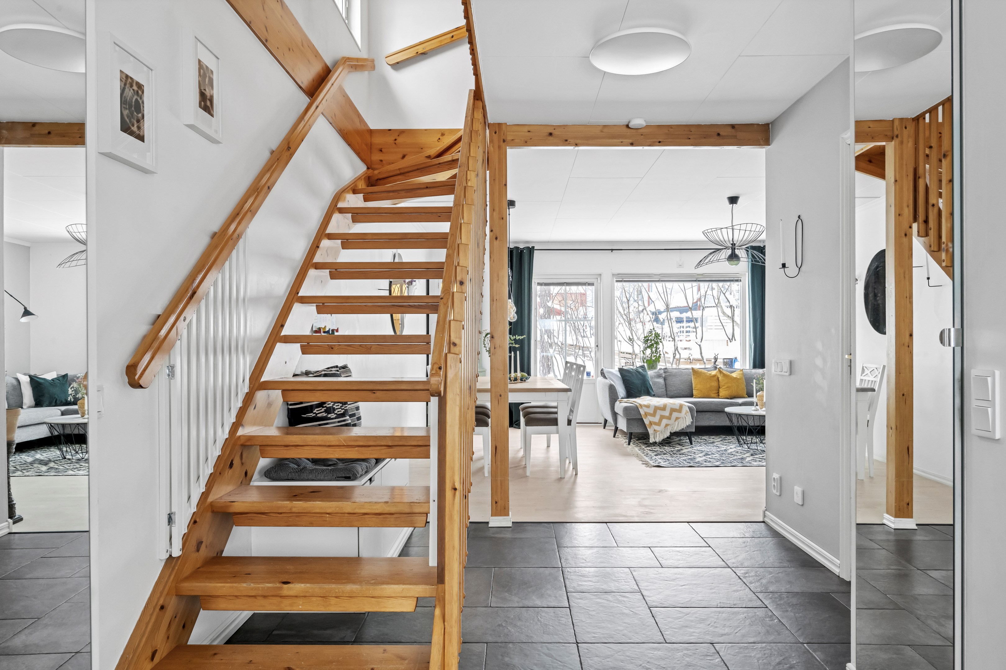 Bostadsbild från Herrhagsvägen 264, Såld i Herrhagen, Uppsala