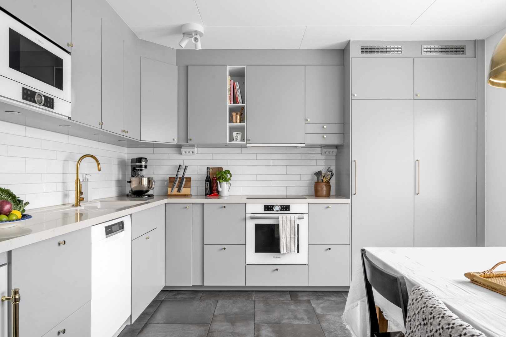 Bostadsbild från Herrhagsvägen 264, Såld i Herrhagen, Uppsala