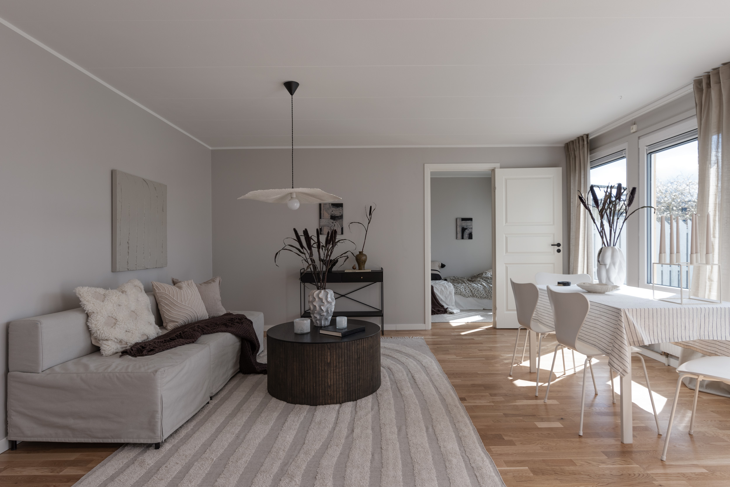 Bostadsbild från Plåtverksgatan 105, Till salu i Bäckby, Västerås